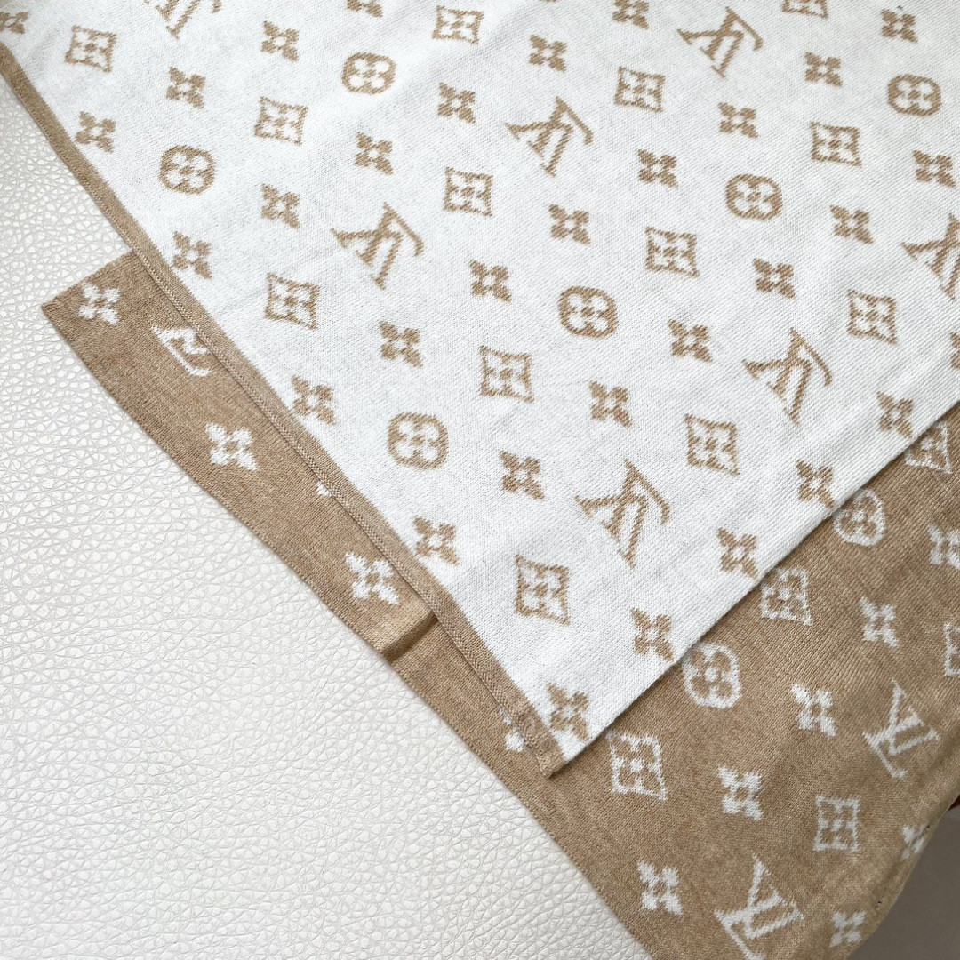 l0vis Vvtt0n scarf 32x180cm