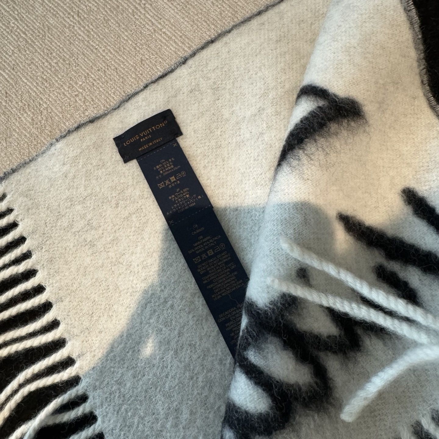 l0vis Vvtt0n scarf 25x220cm
