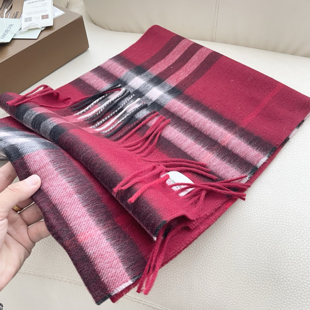 Bv*b*rry scarf 45x210cm