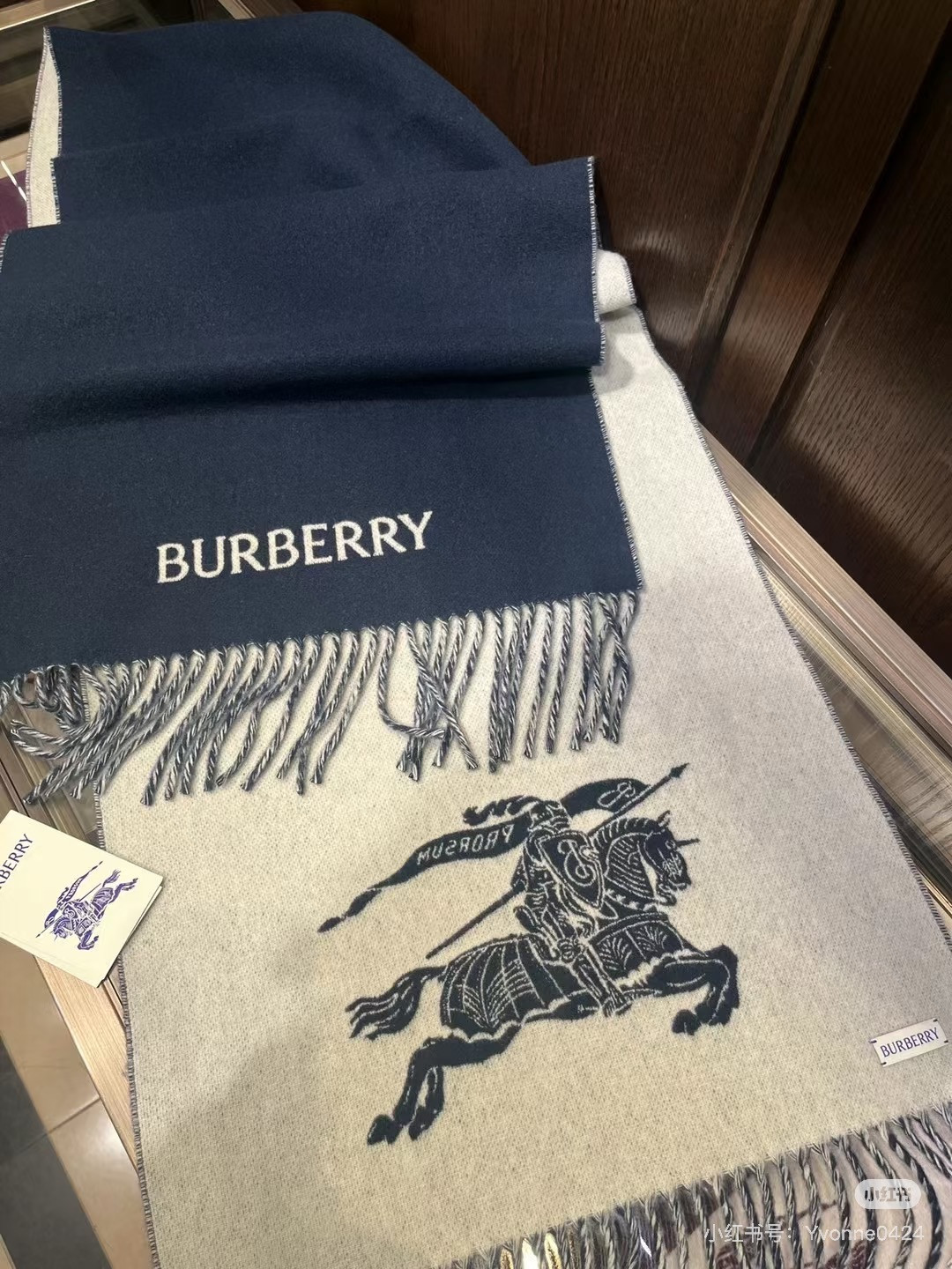 Bv*b*rry reversible ekd cashmere scarf 32x180cm 100% wool