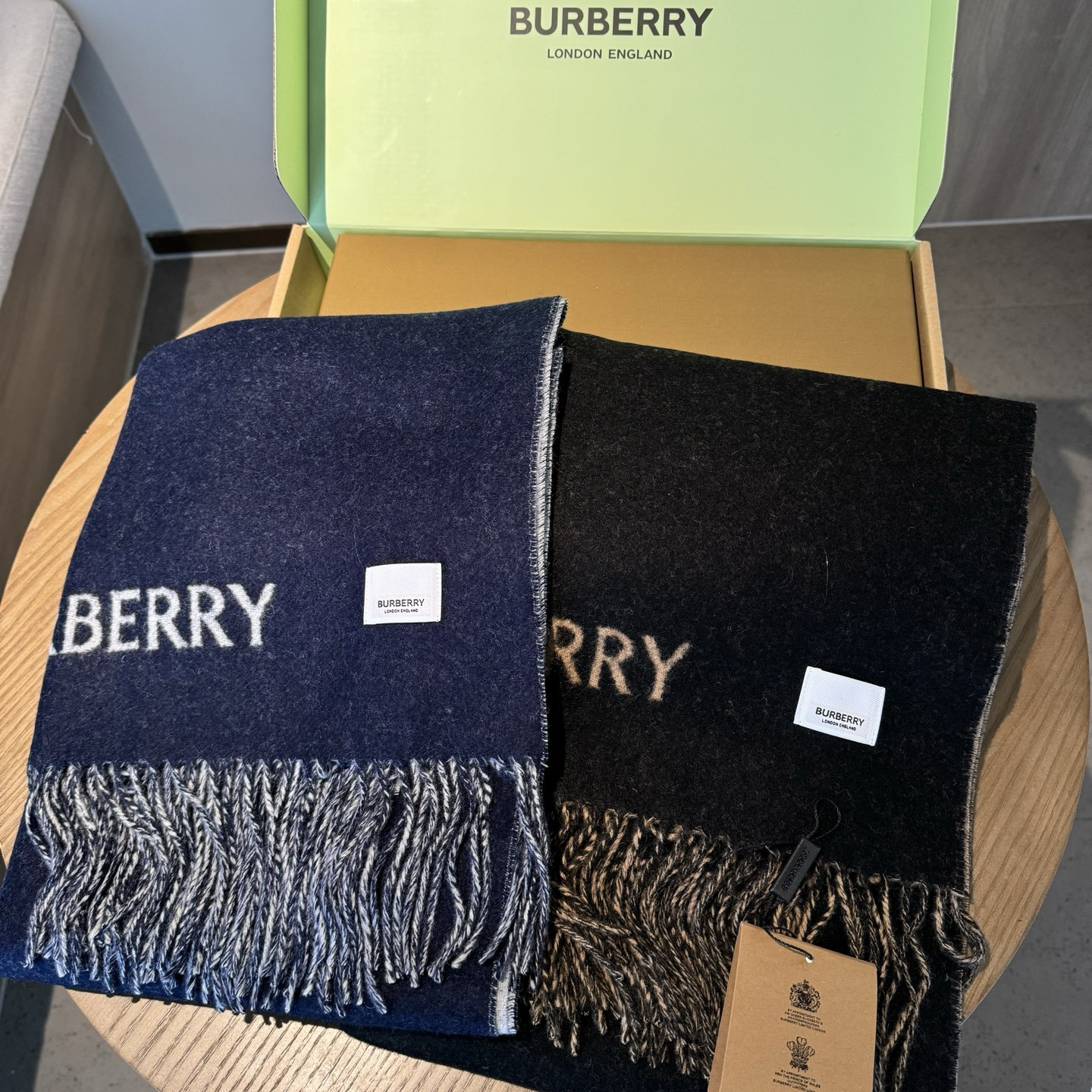 Bv*b*rry reversible ekd cashmere scarf 32x180cm 100% wool