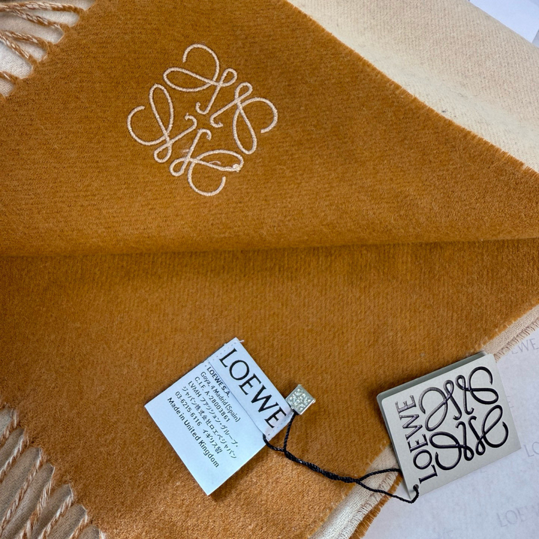 L0ew* scarf 30x180cm