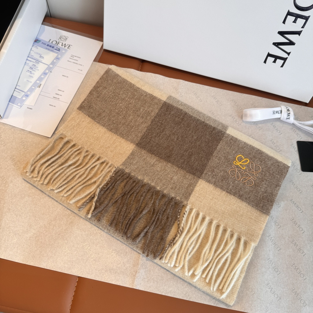 L0ew* scarf 30x180cm