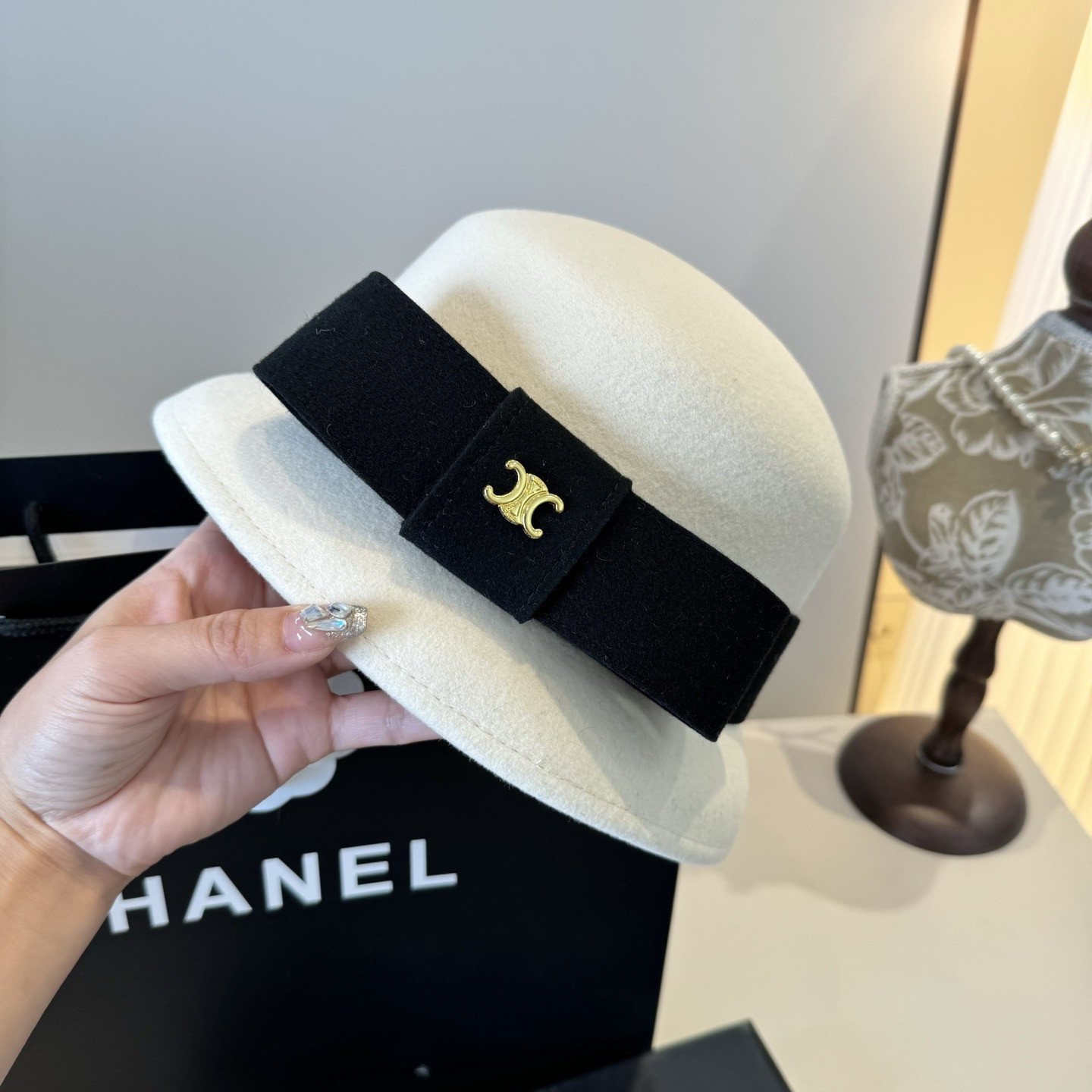 Celine Wool Bucket Hat 57cm Head Circumference