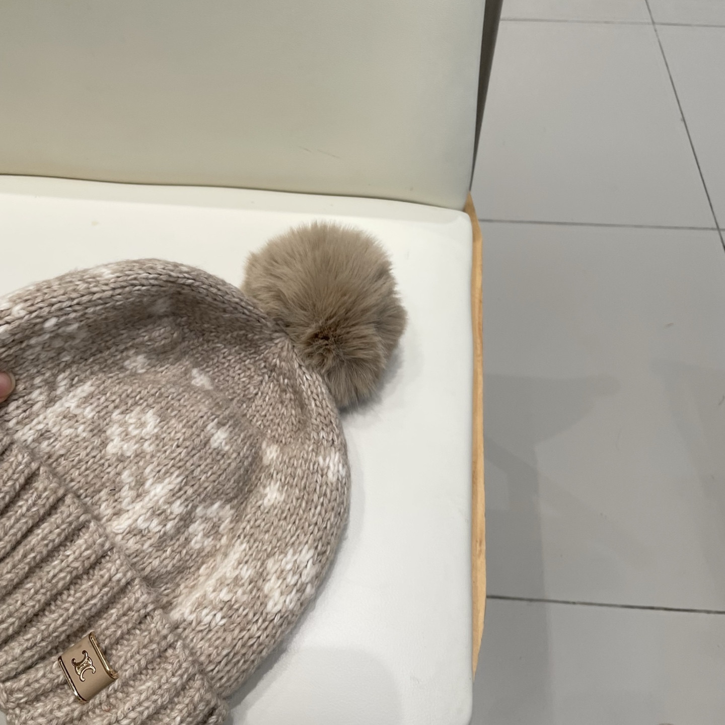 Ce1i*e beanie