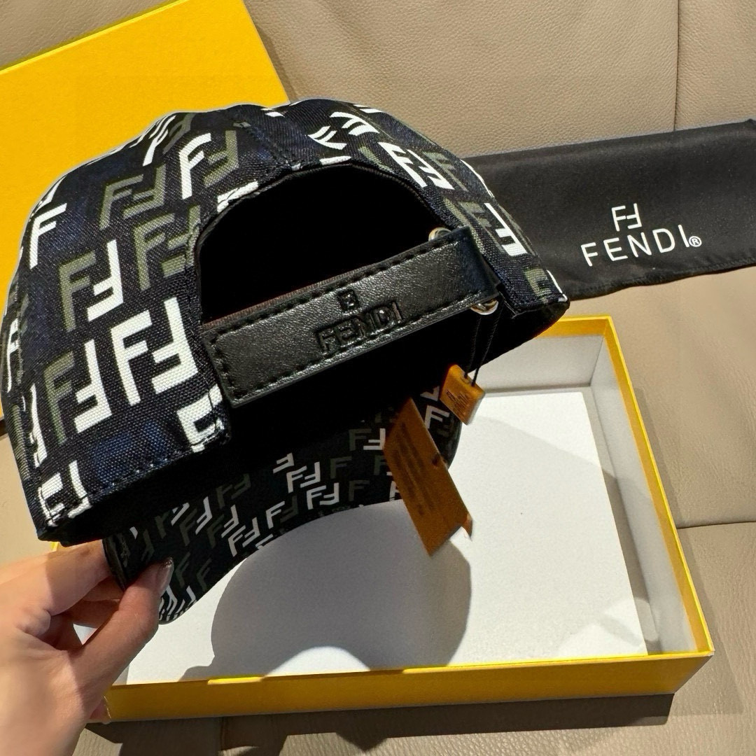 Fendi Baseball Cap