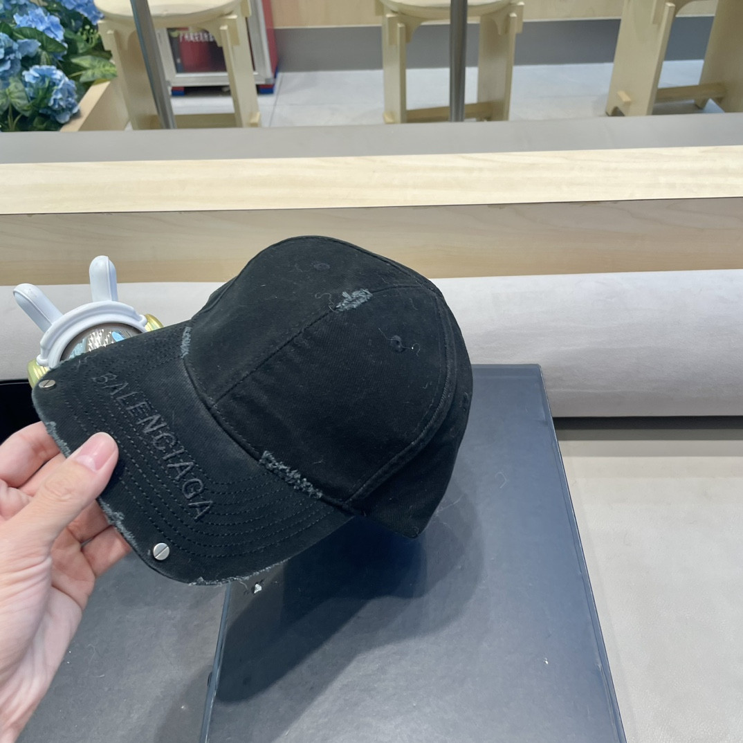 Balenciaga Baseball Cap