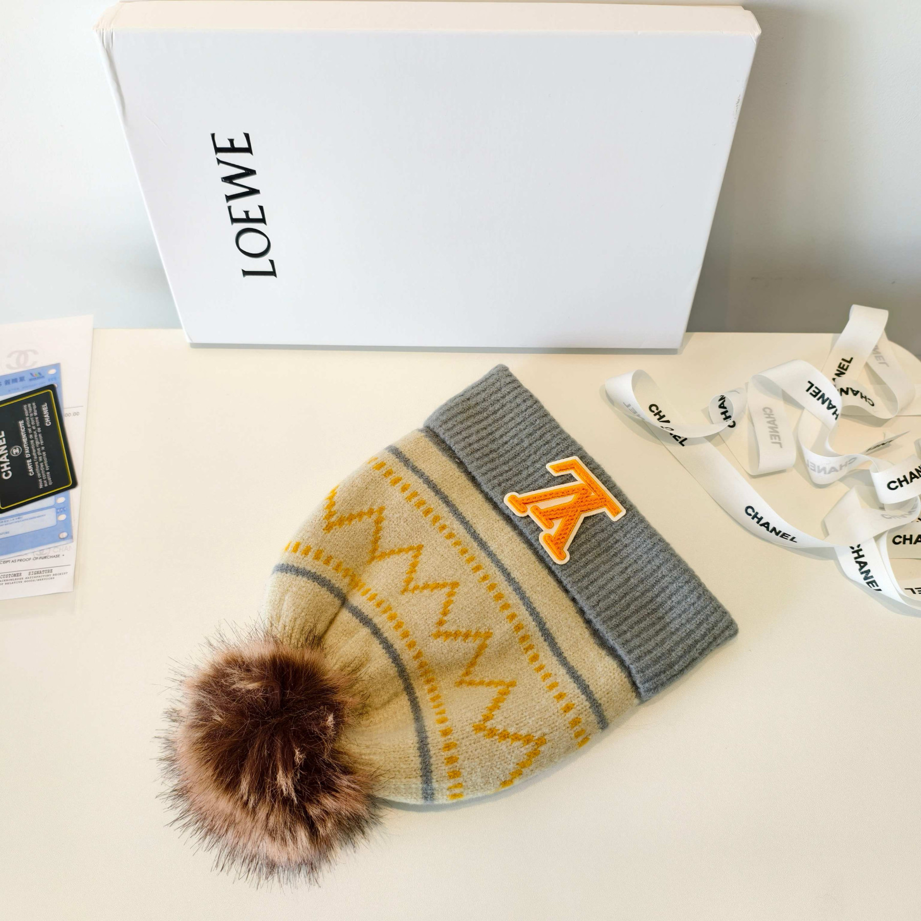 l0vis Vvtt0n beanie