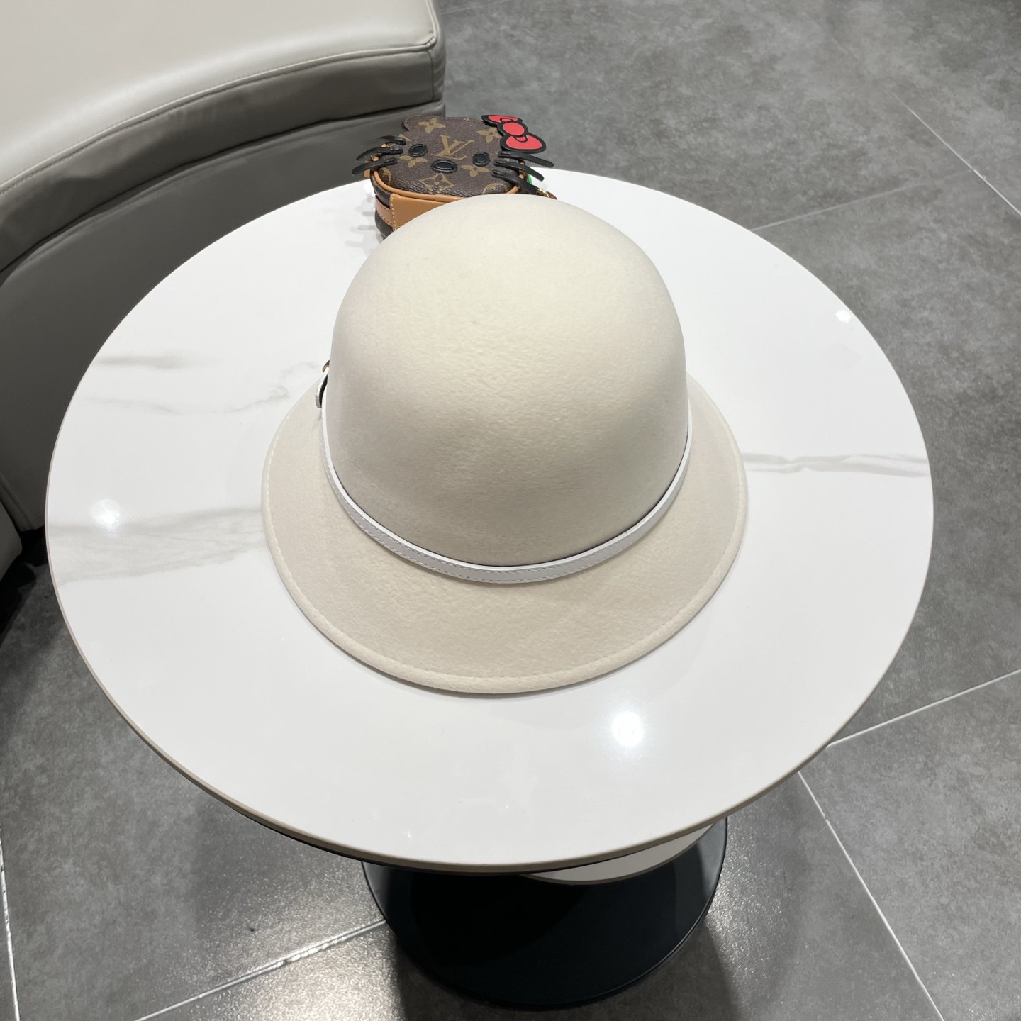 Louis Vuitton Bucket Hat 100% Wool 57cm Head Circumference