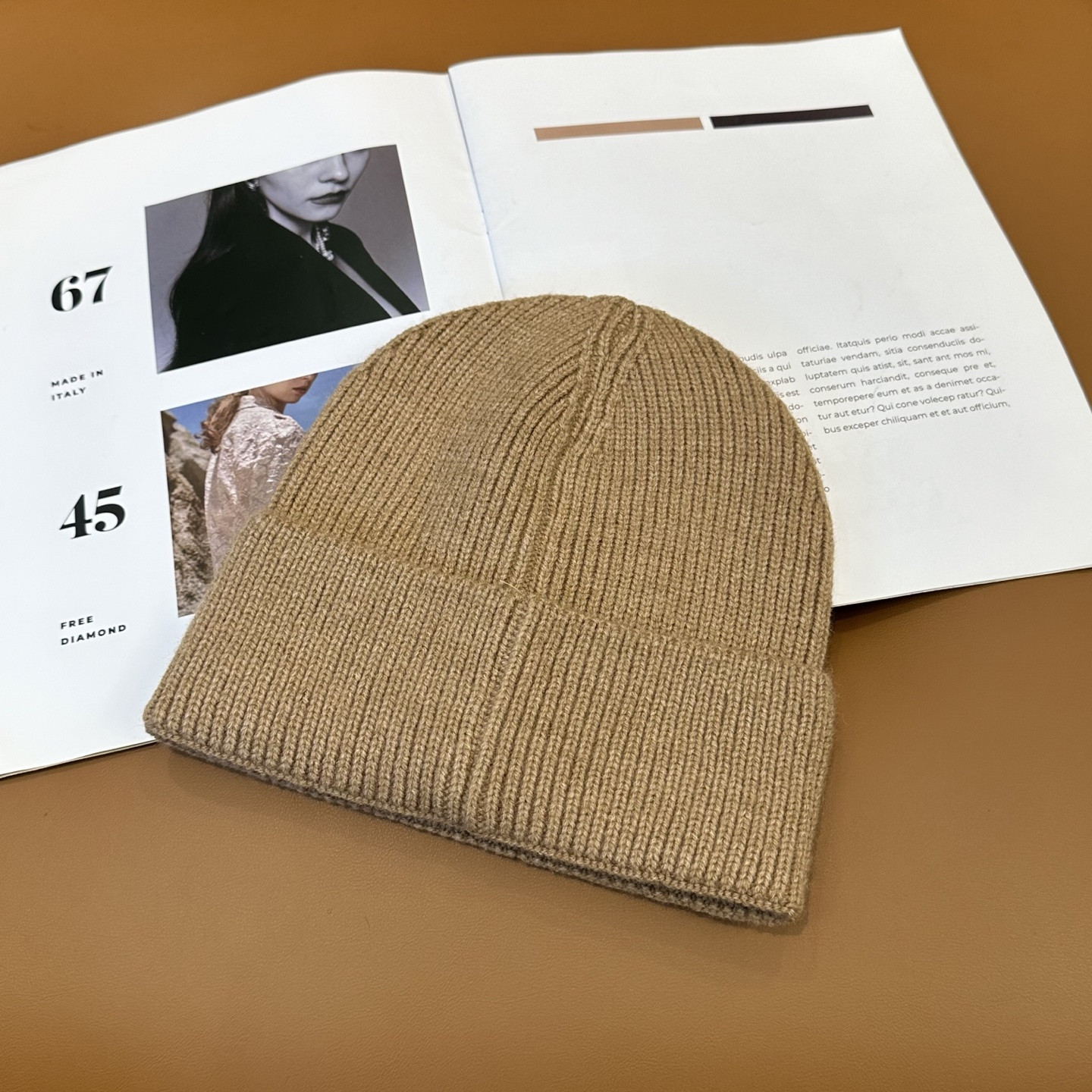 l0vis Vvtt0n beanie