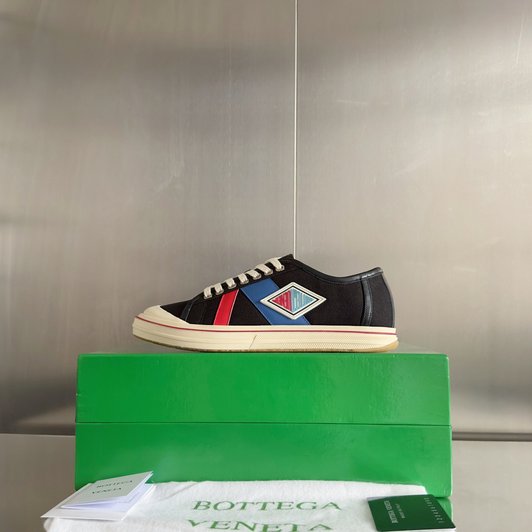 UA Bottega Veneta Eliot Sneaker