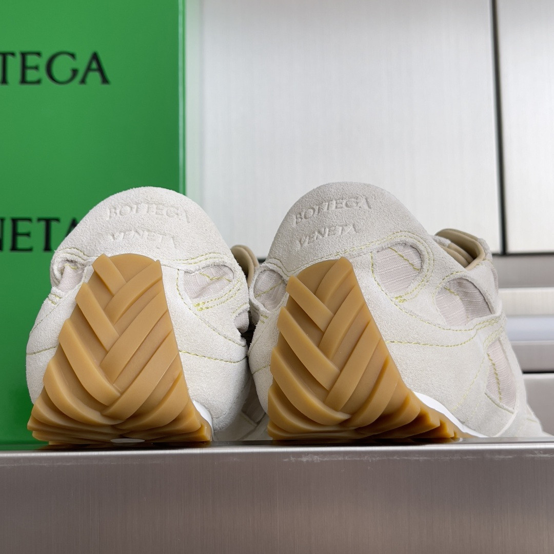 UA Bottega Veneta Orbit Flash Sneaker