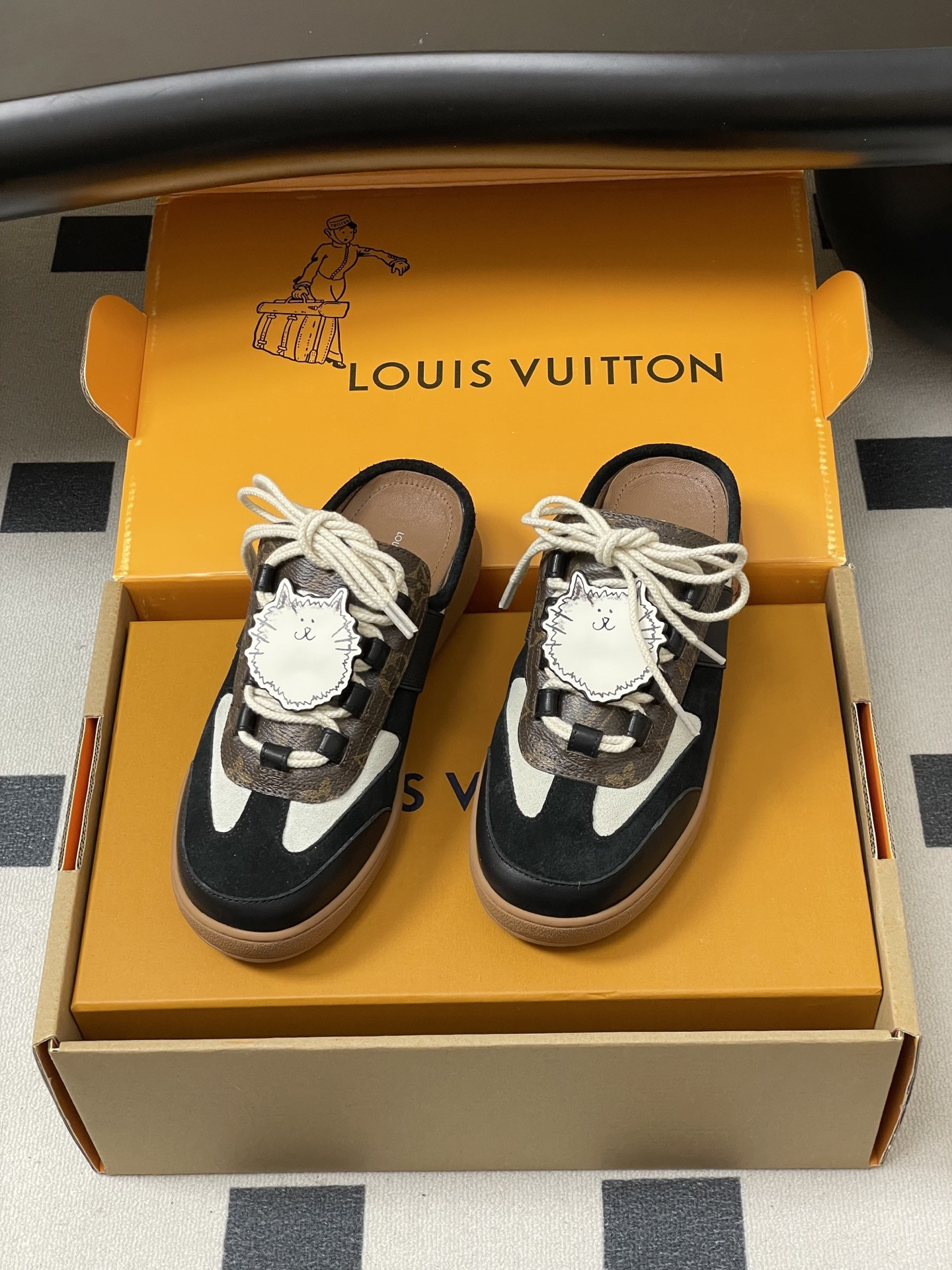 UA LV LOUS Open-Heel Sneakers