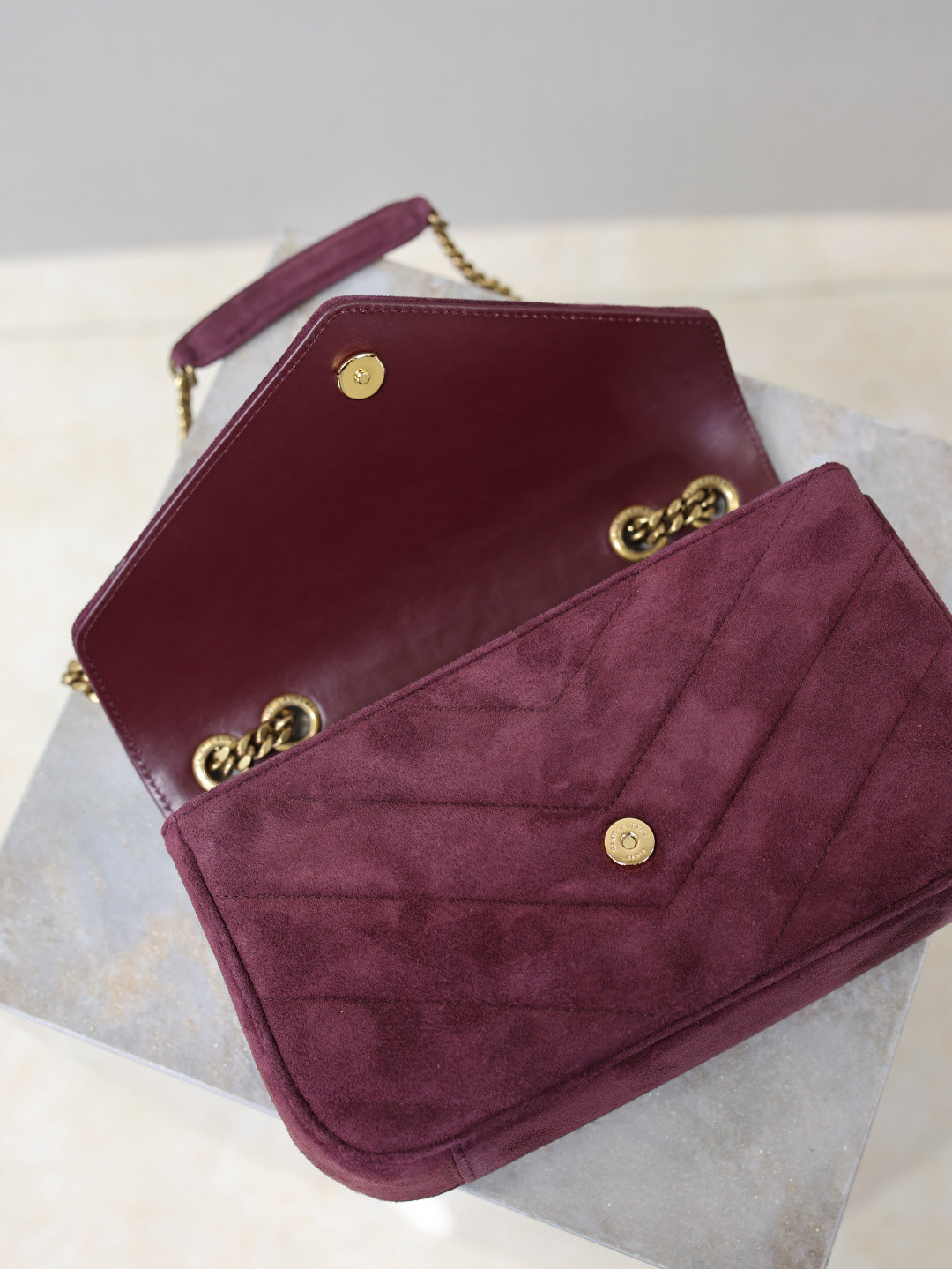 Y51 loulou small in suede 24x14x6cm
