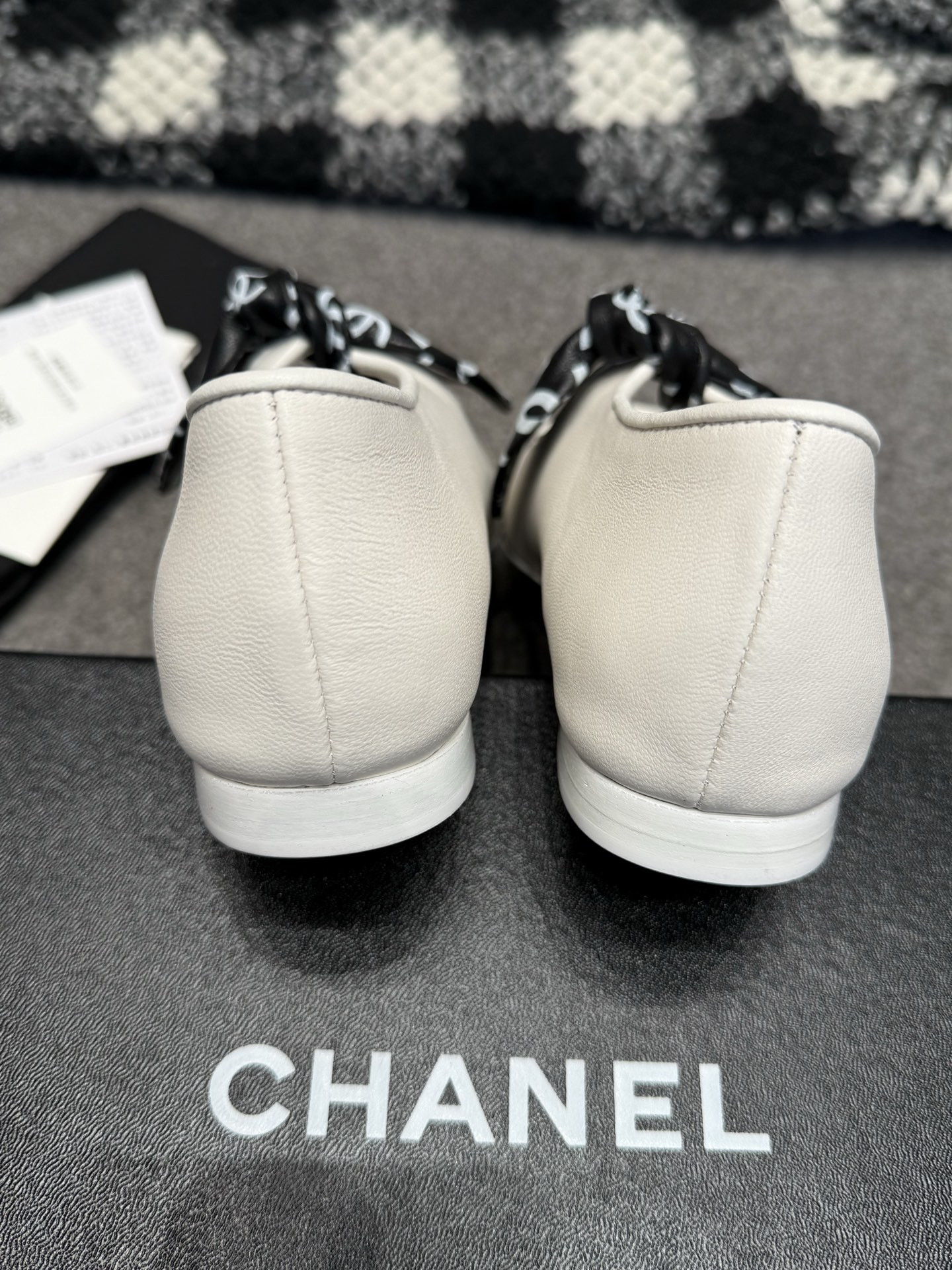 ua Ch**el mary janes