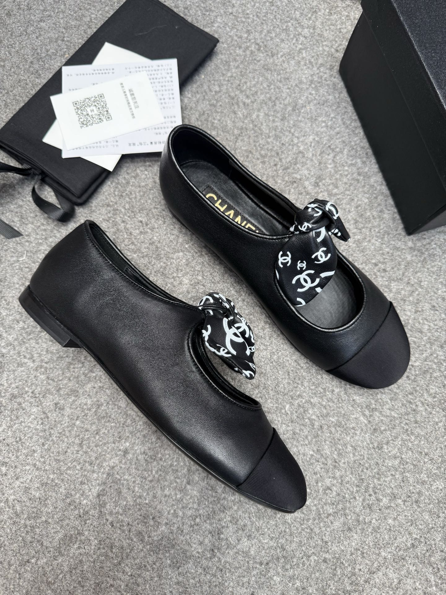 ua Ch**el mary janes