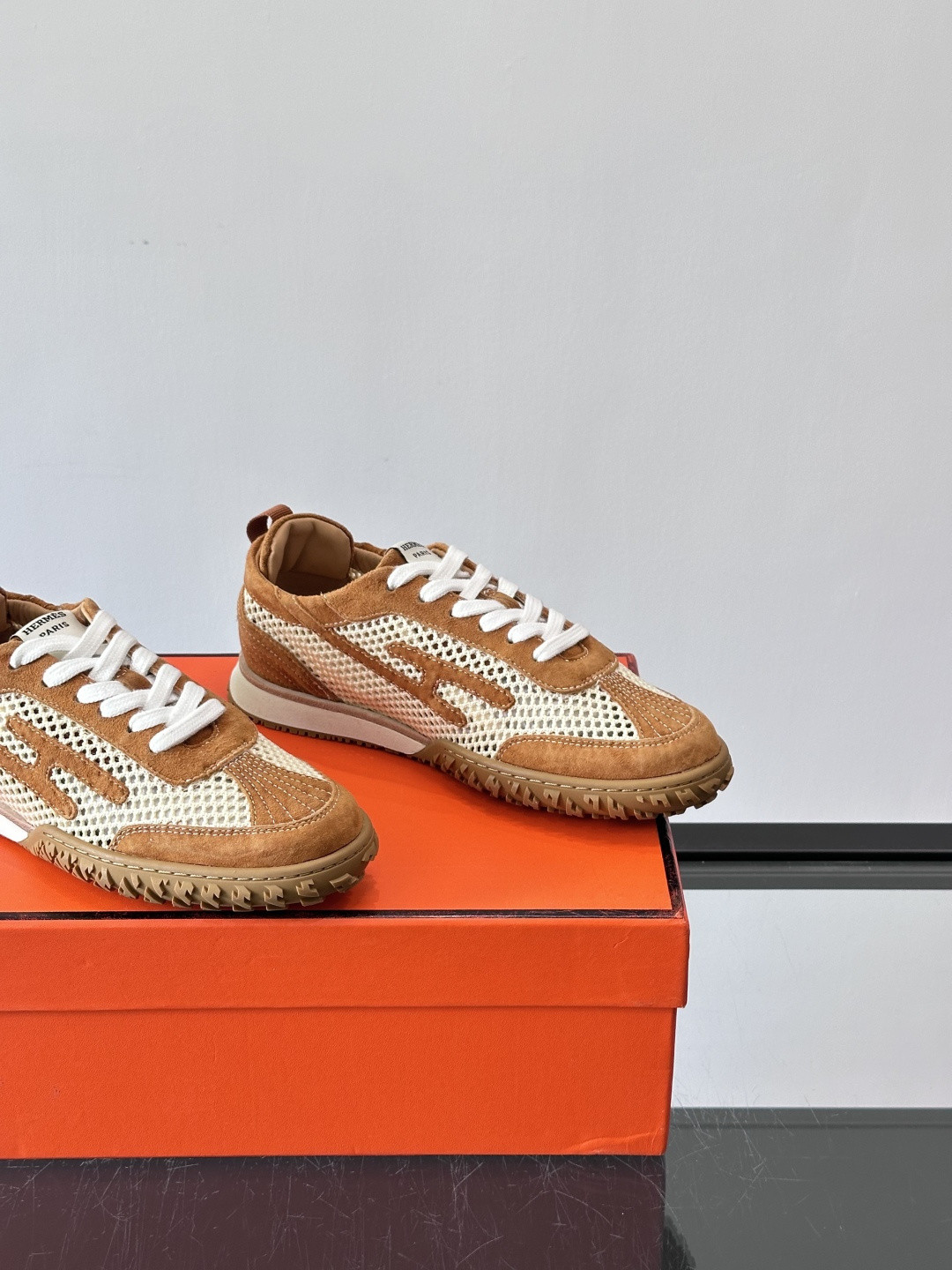 ua H**me5 jet sneaker