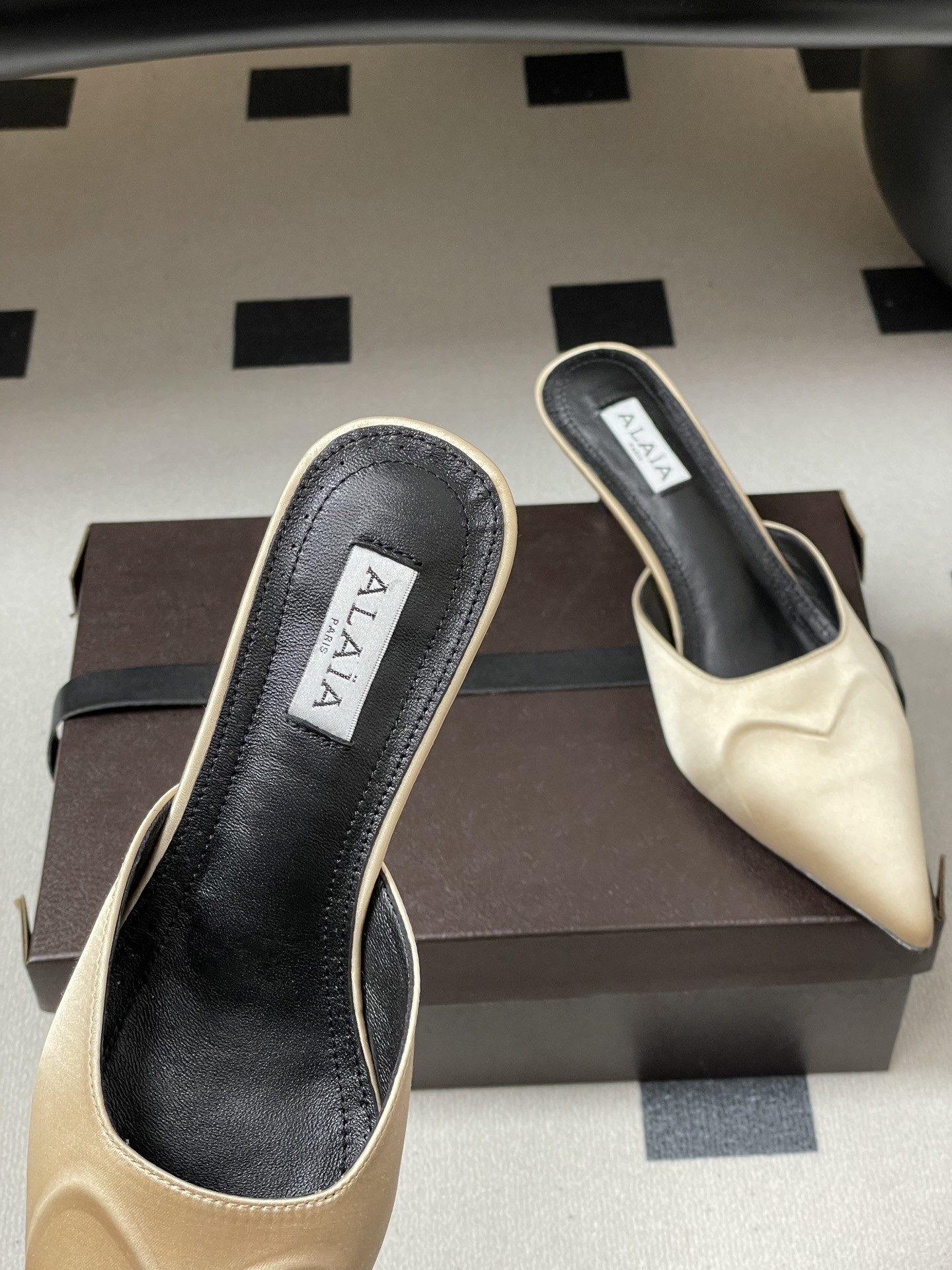 UA Alaïa Le Cœur 3D Satin Mules 6.5cm Heel
