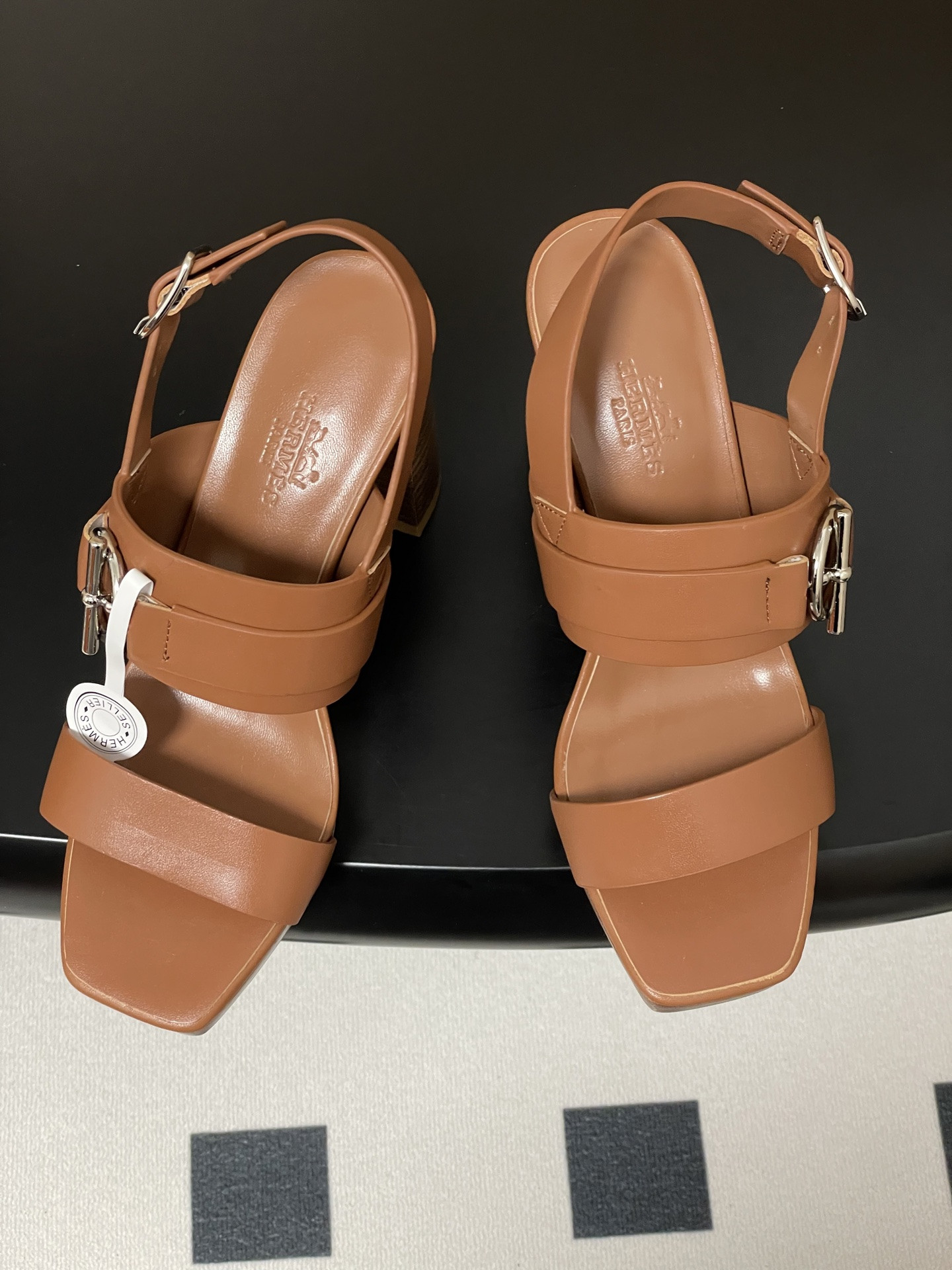 ua H**me5 keen 90 sandal
