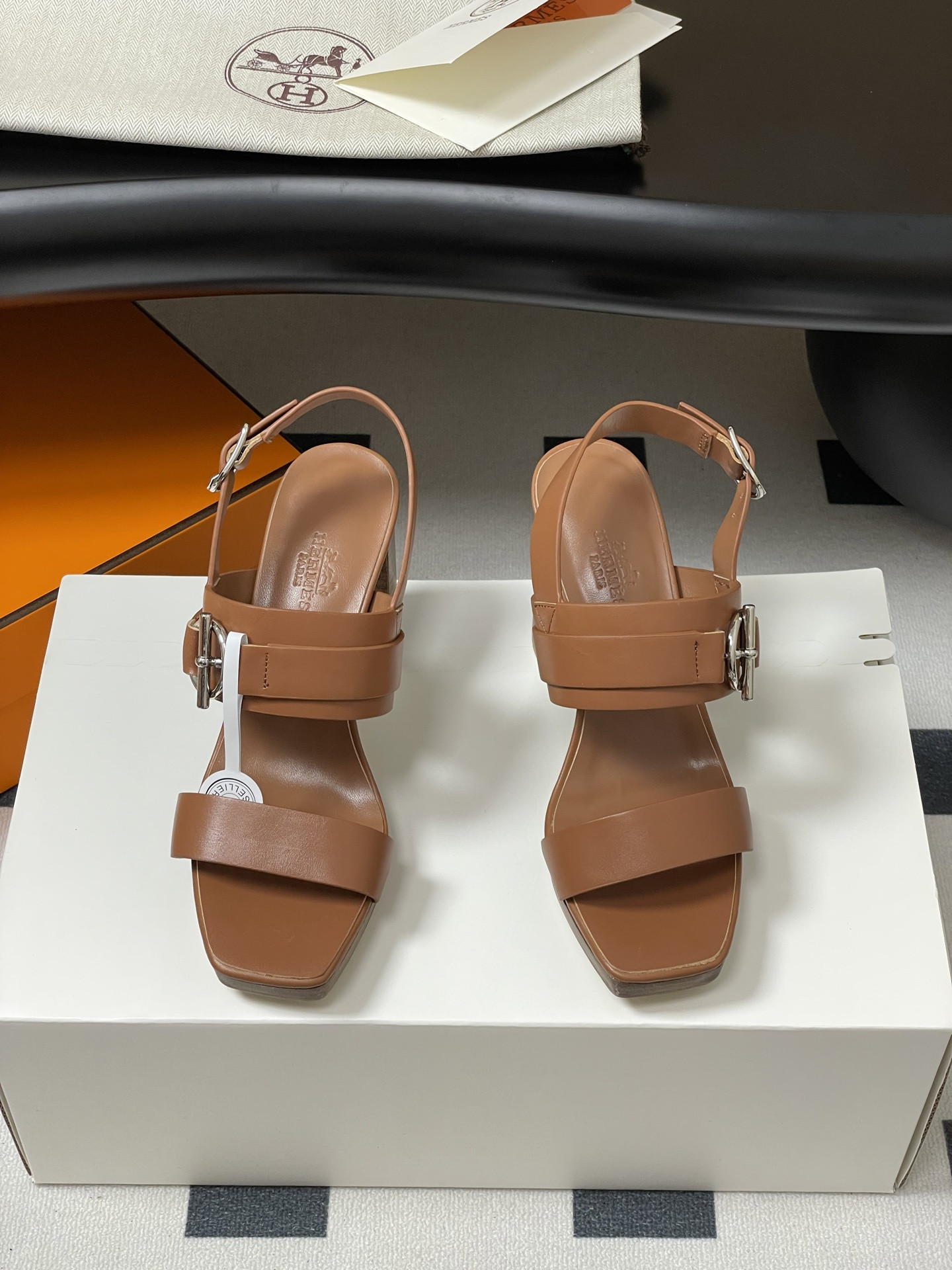 ua H**me5 keen 90 sandal