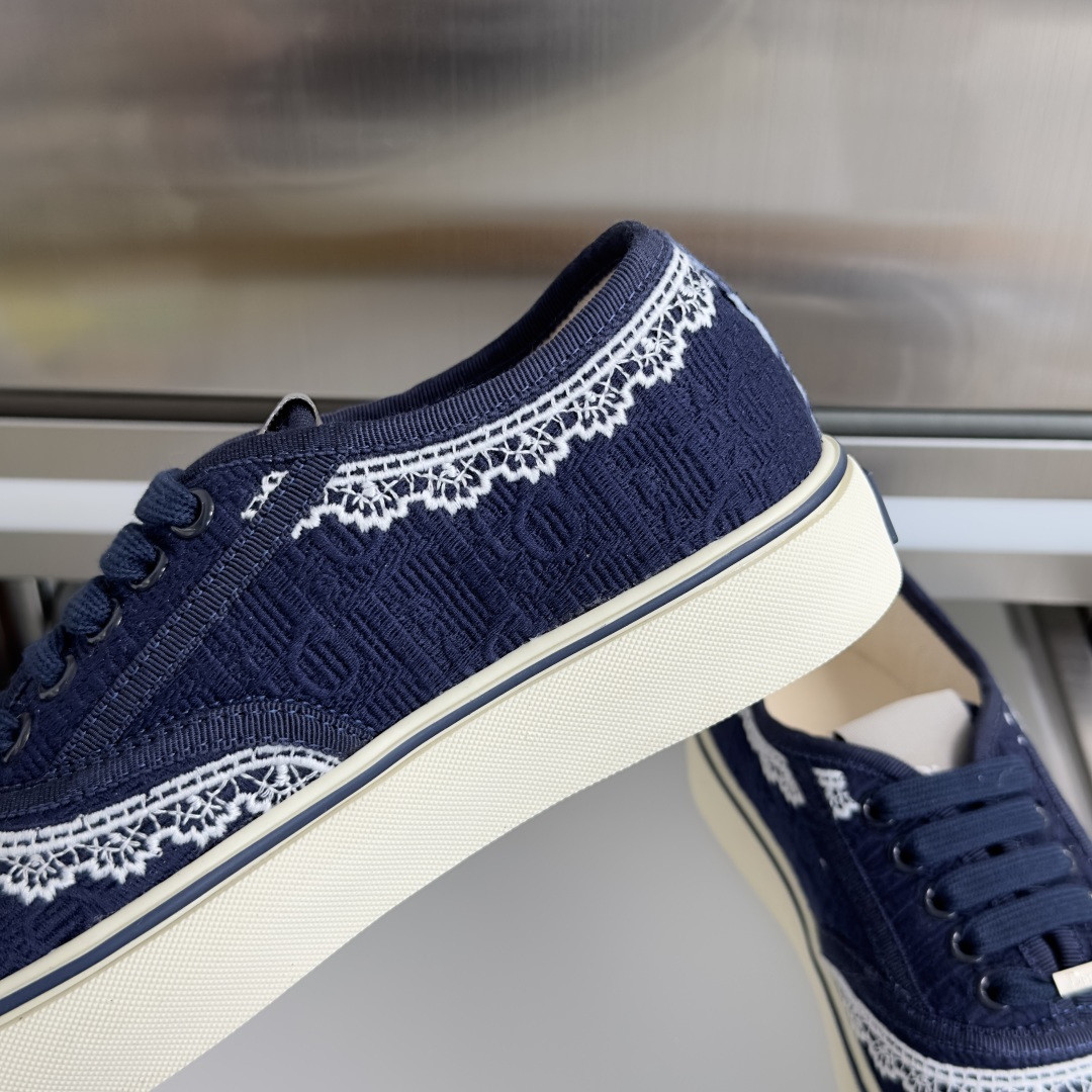 ua D10r saltwind sneaker