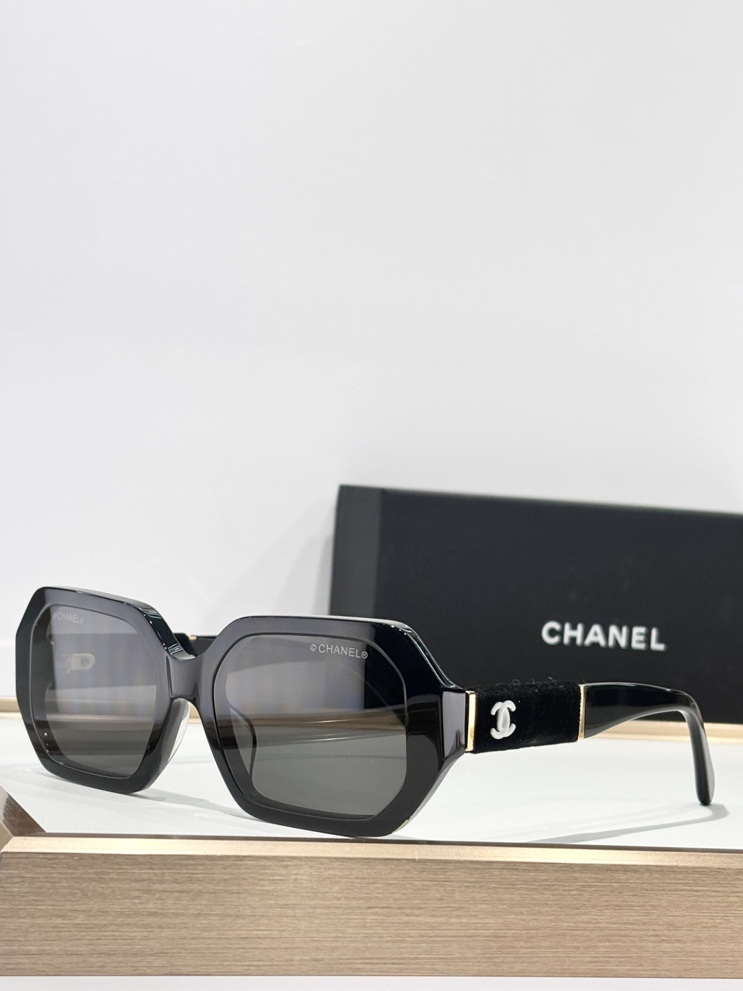Ch**el glasses ch6088 54-20-145