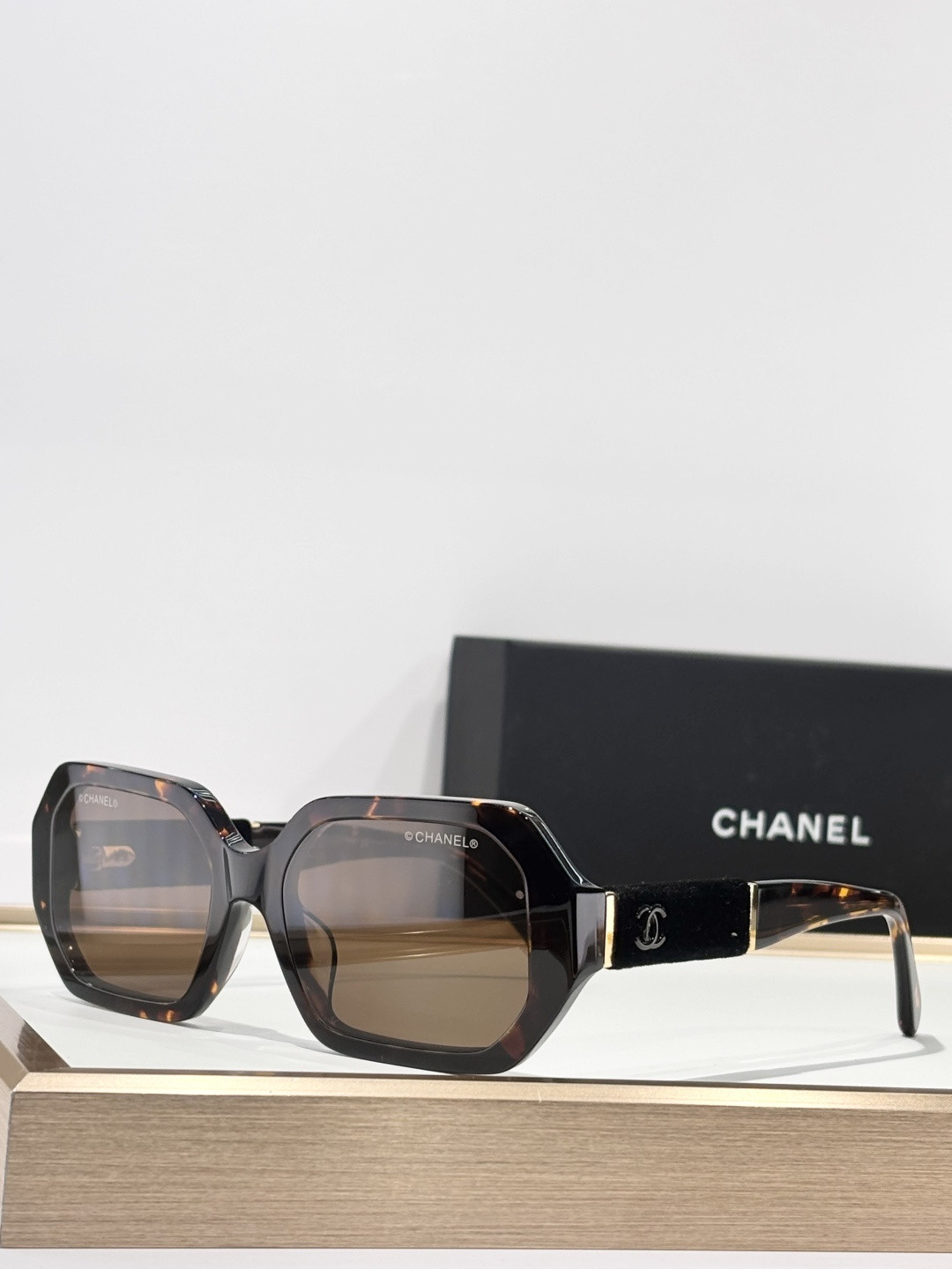 Ch**el glasses ch6088 54-20-145