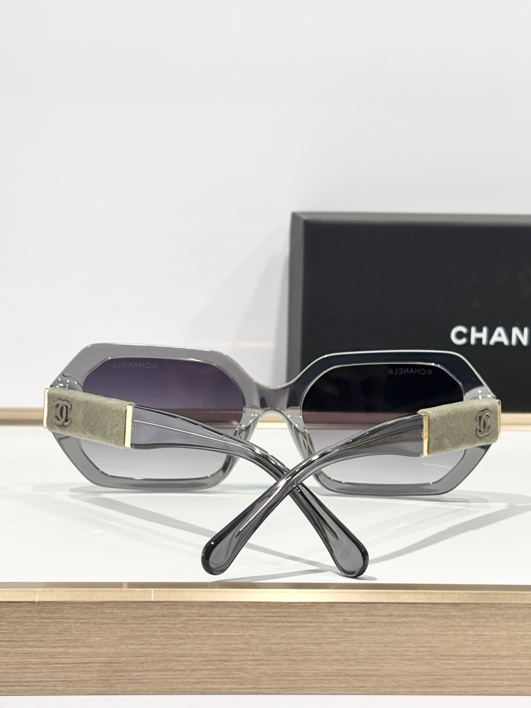 Ch**el glasses ch6088 54-20-145