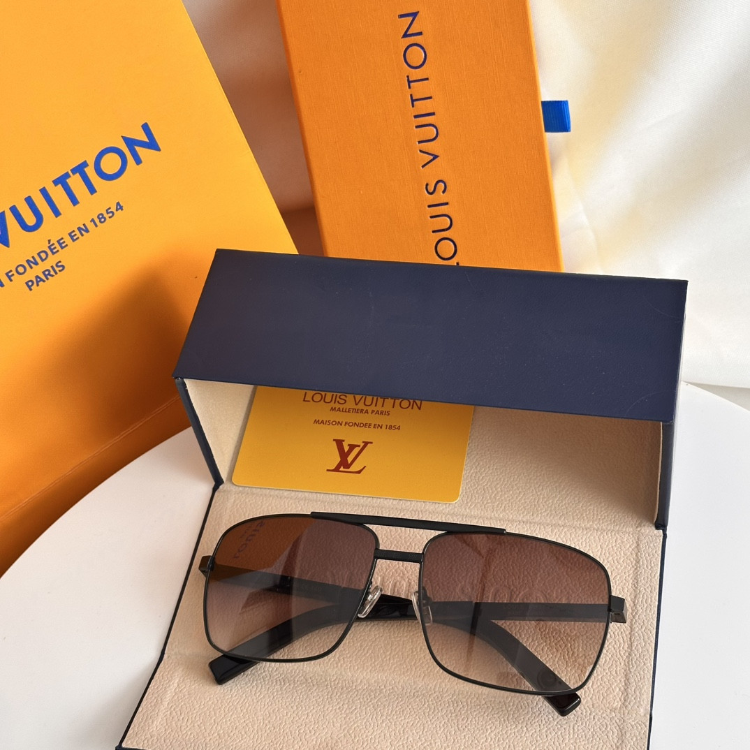 LV Glasses Z0259U