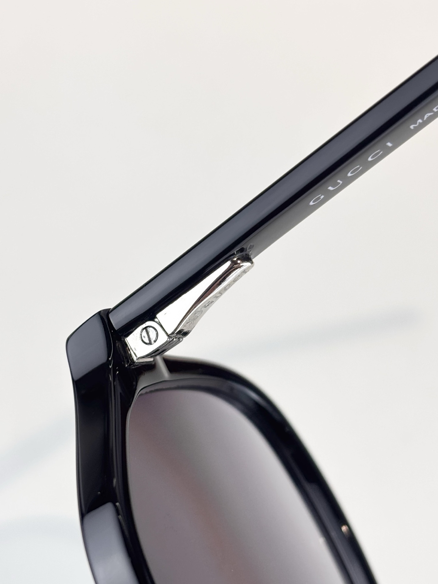 Gucci Glasses GG1042S 58-14-145