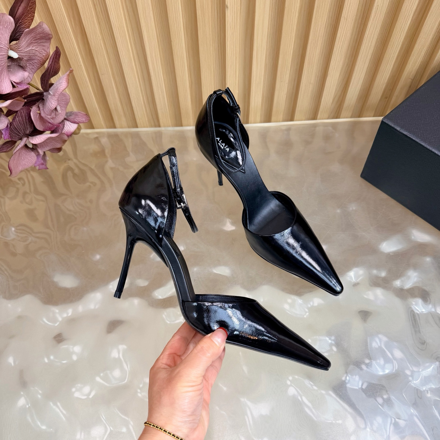 ua A1a1a drop pumps in leather 9cm heel