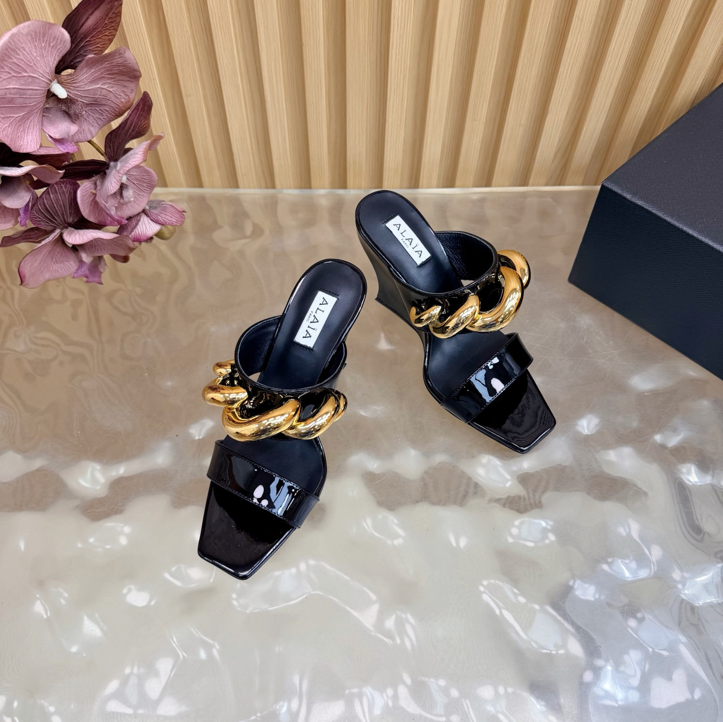 ua A1a1a wave jewel mules