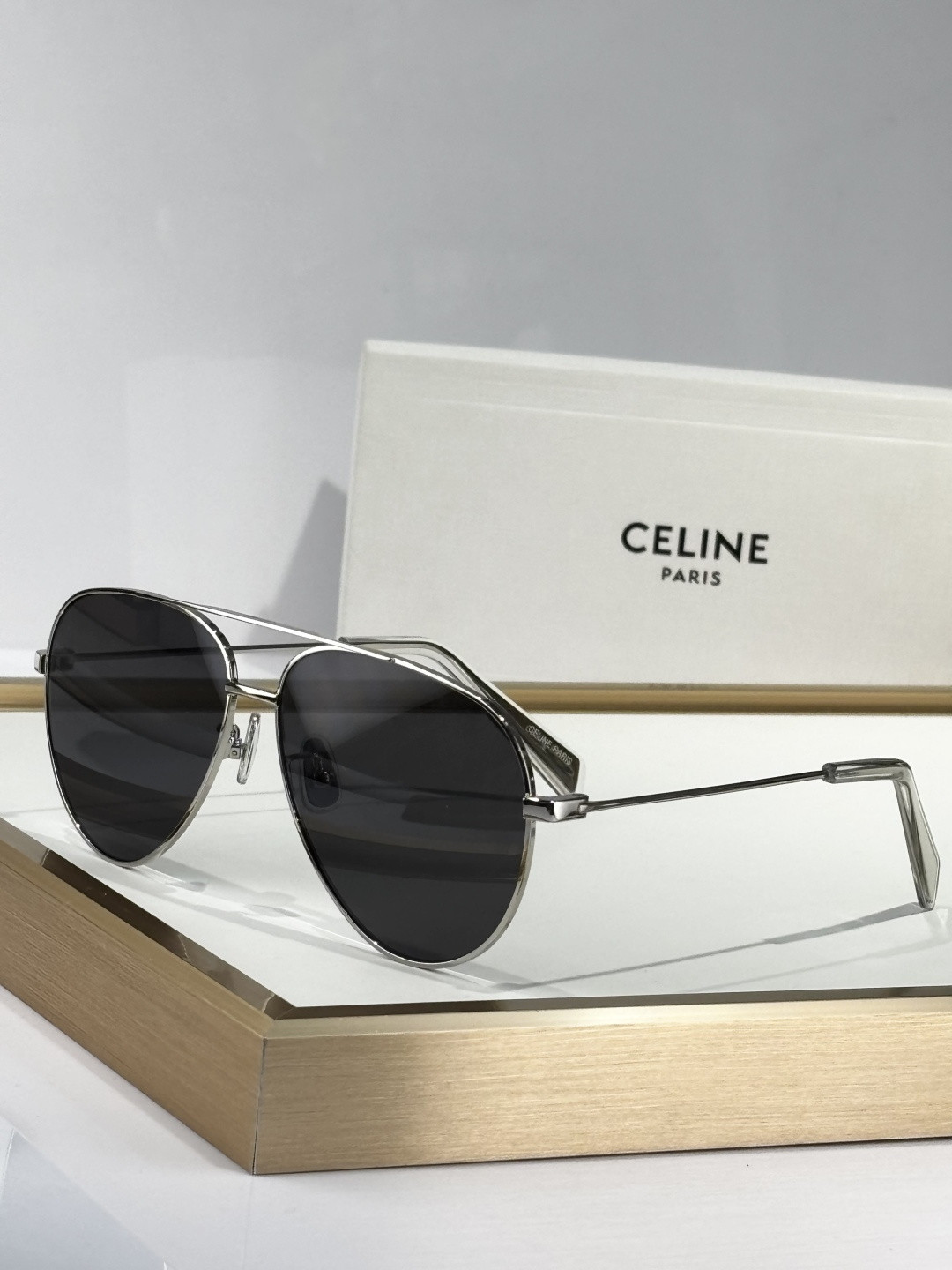 Ce1i*e aviator sunglasses cl40062 61-12-145