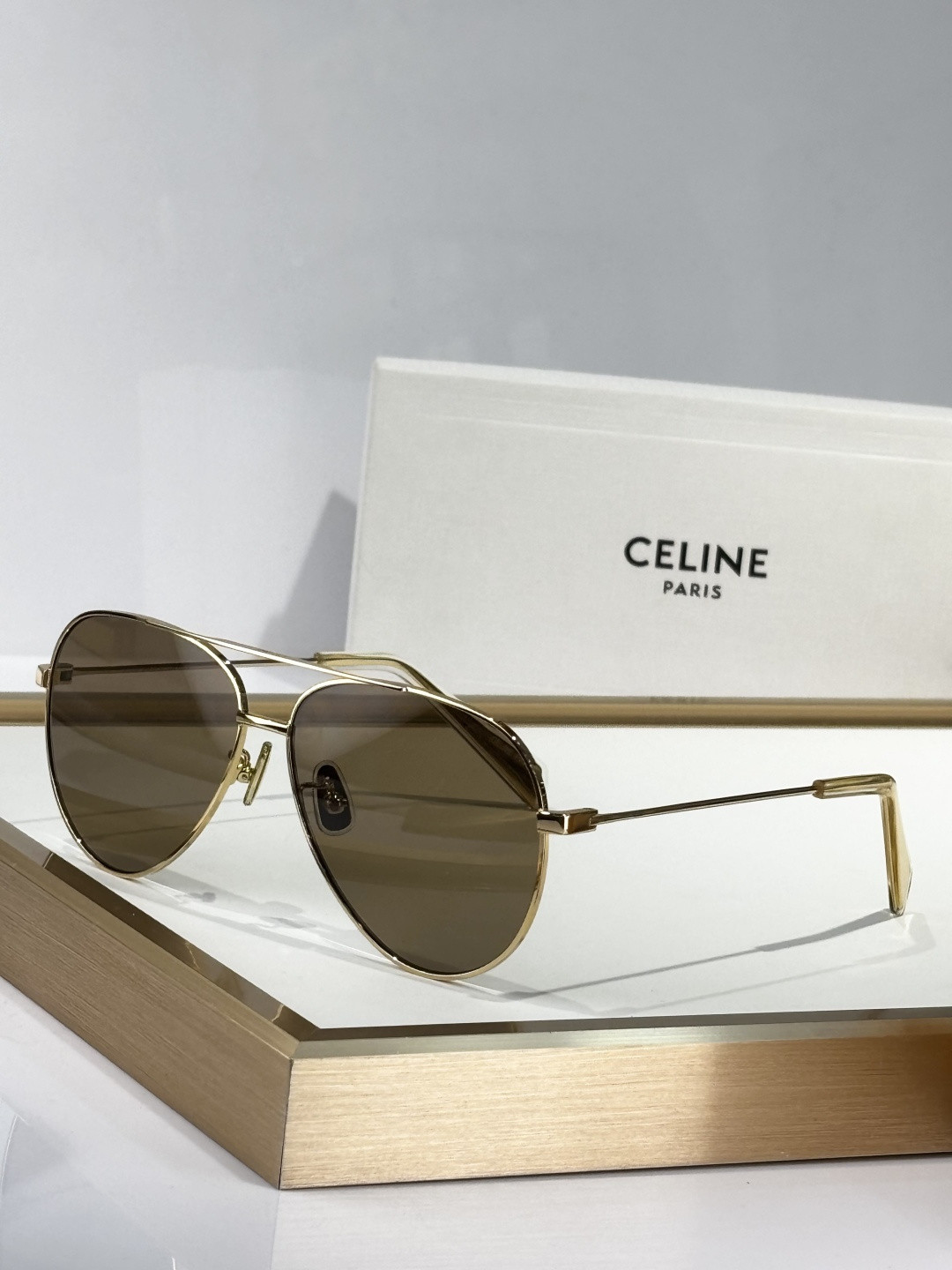 Ce1i*e aviator sunglasses cl40062 61-12-145
