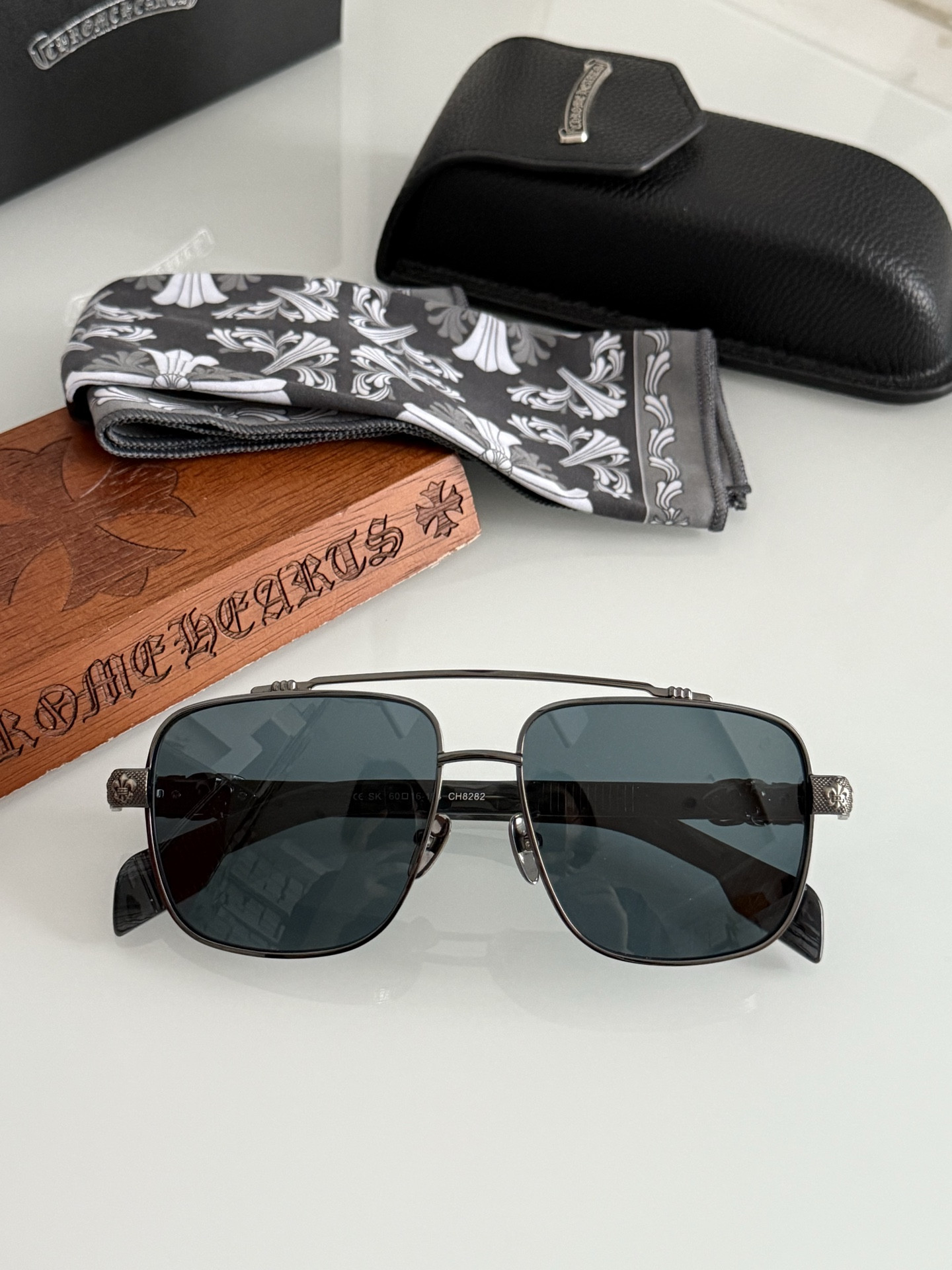Ch*0me He**ts glasses ch8282 60-16-154