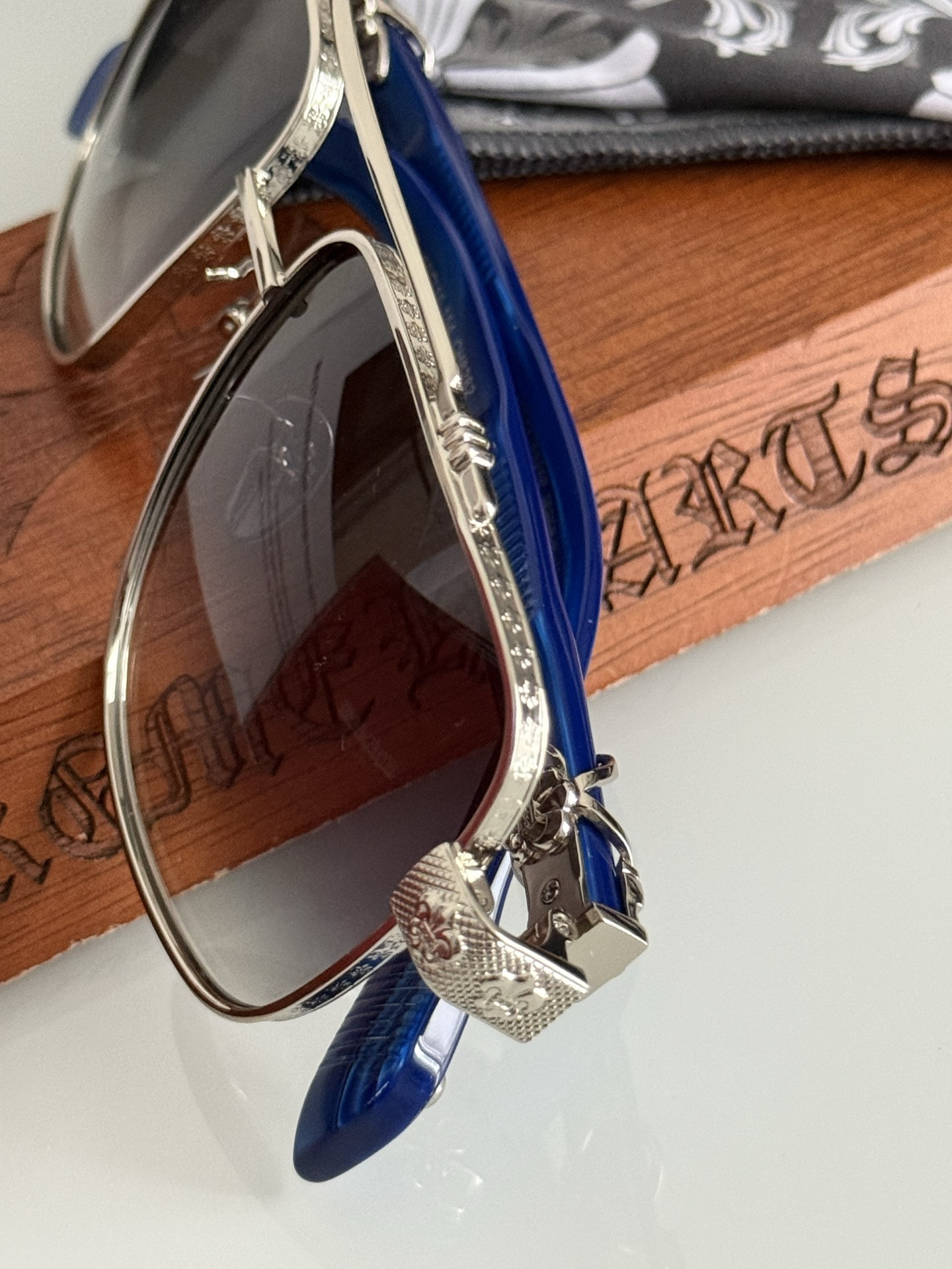 Ch*0me He**ts glasses ch8282 60-16-154