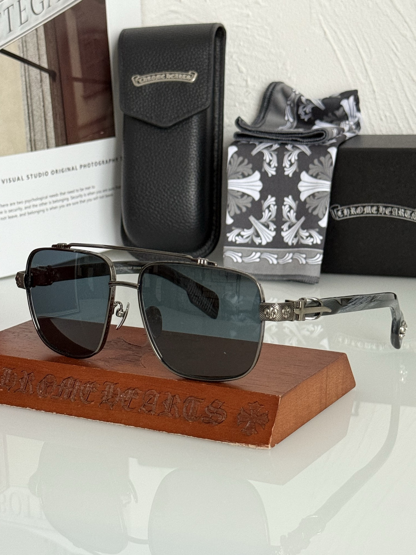 Ch*0me He**ts glasses ch8282 60-16-154