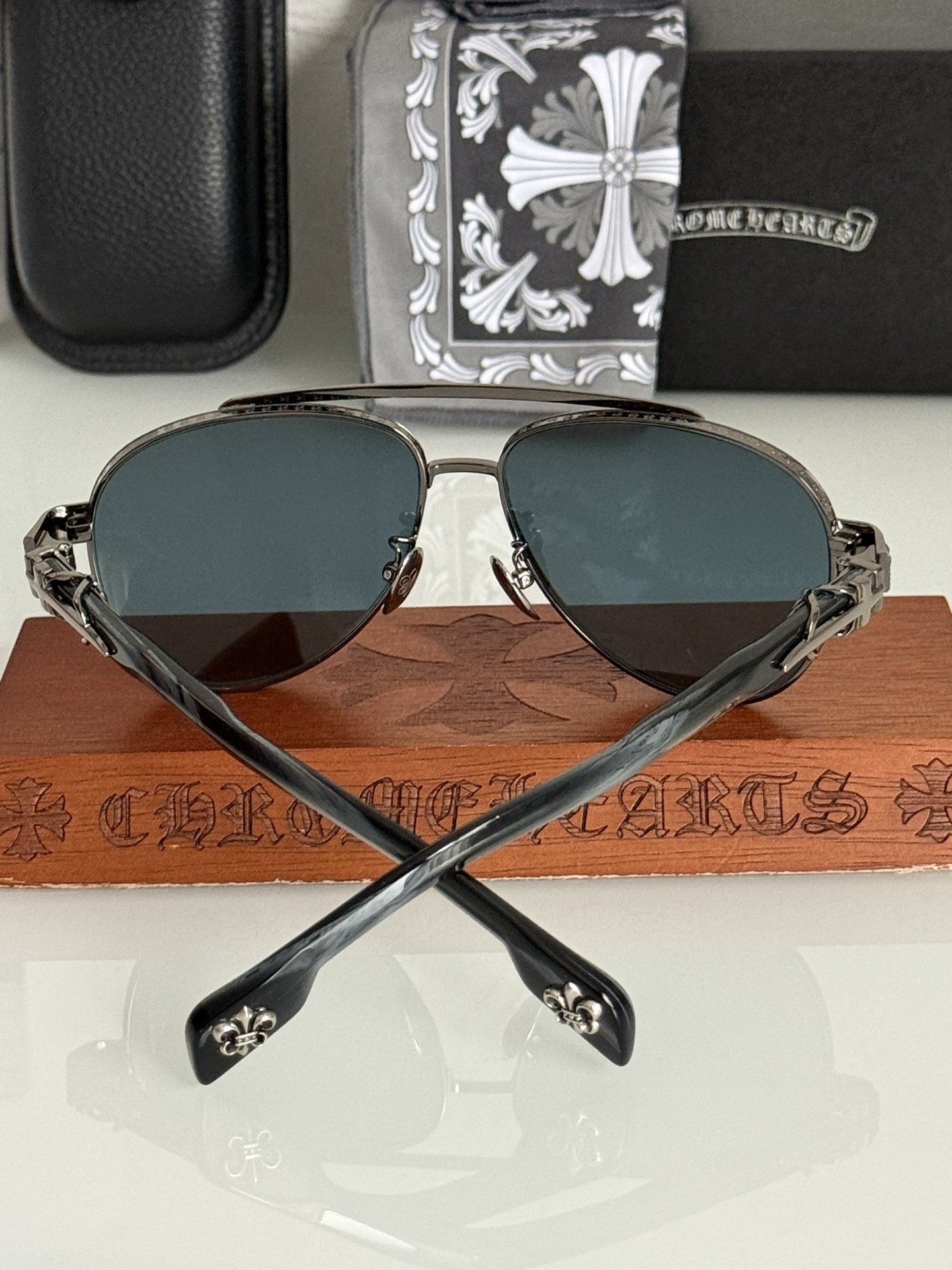 Ch*0me He**ts glasses ch8278 62-14-154