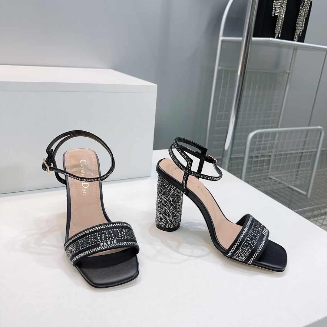 ua D10r sandal 10cm