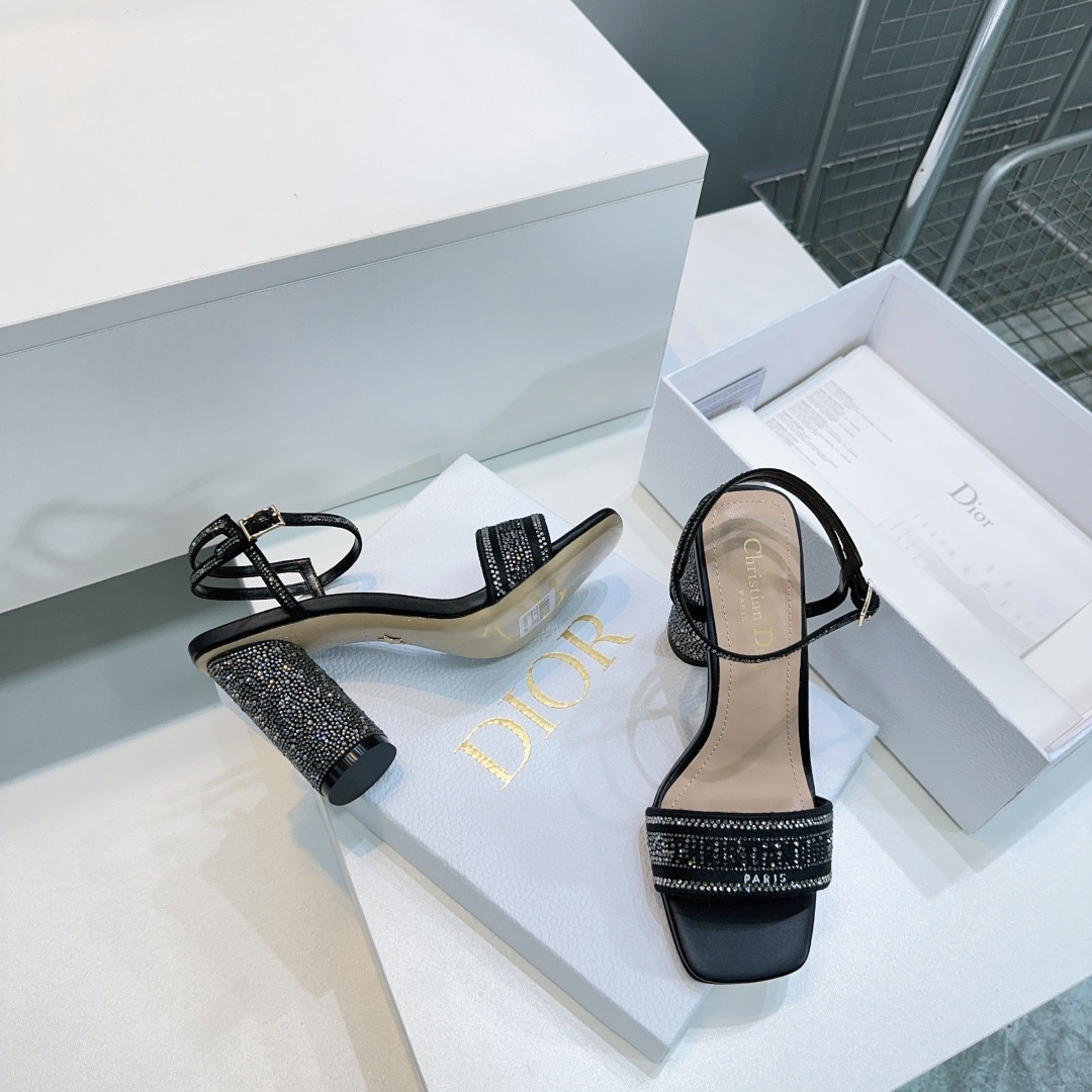 ua D10r sandal 10cm