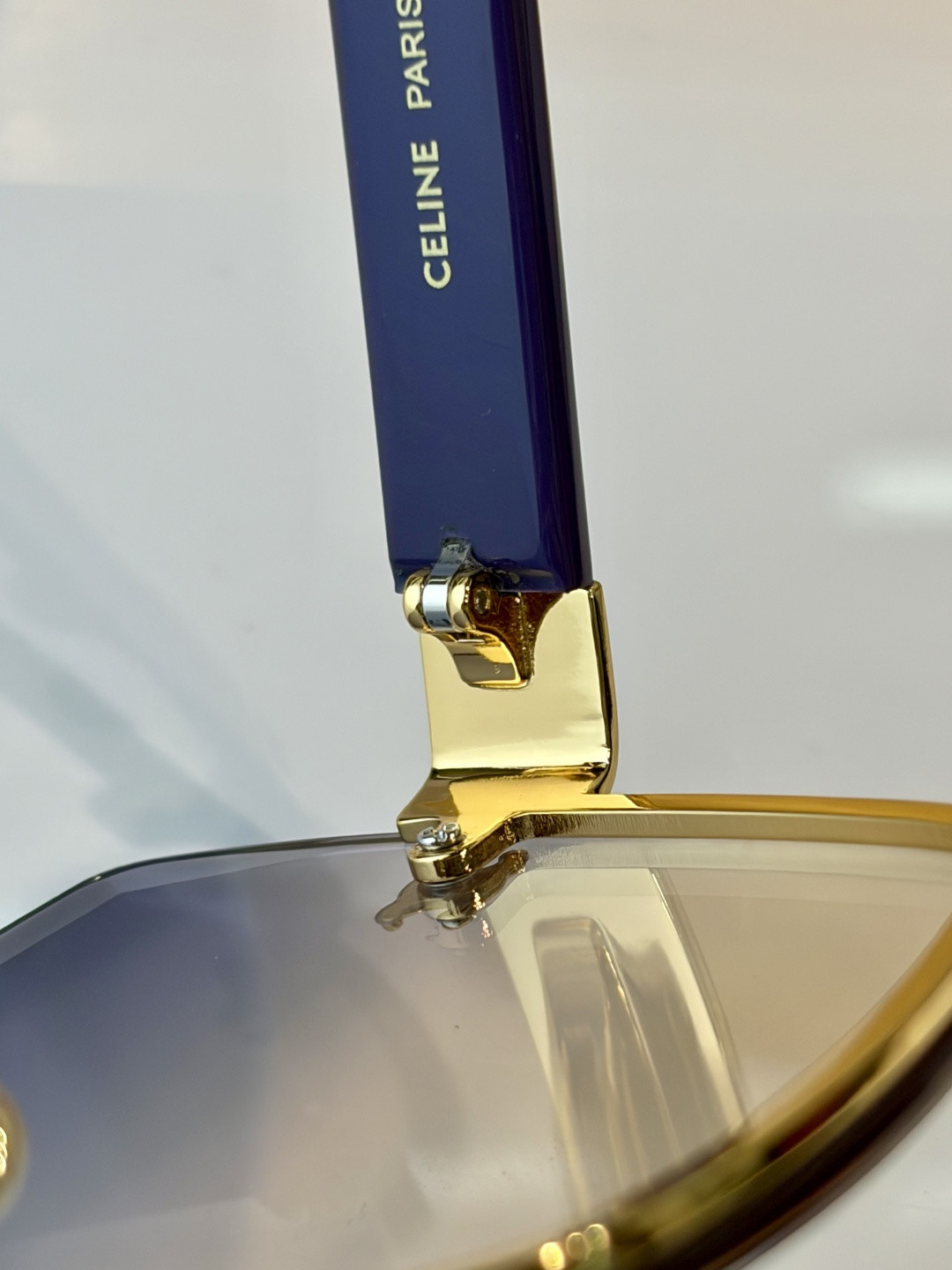 Ce1i*e glasses cl42124u 62-16-145