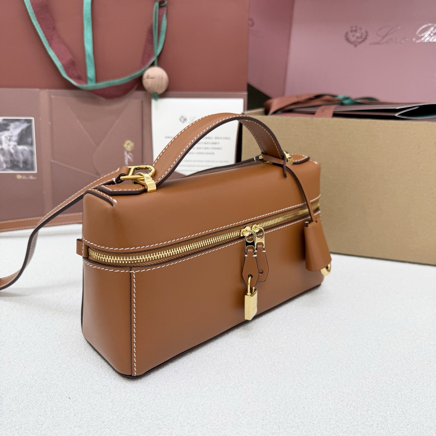 Loro Piana Extra Bag L23 23x12x7cm