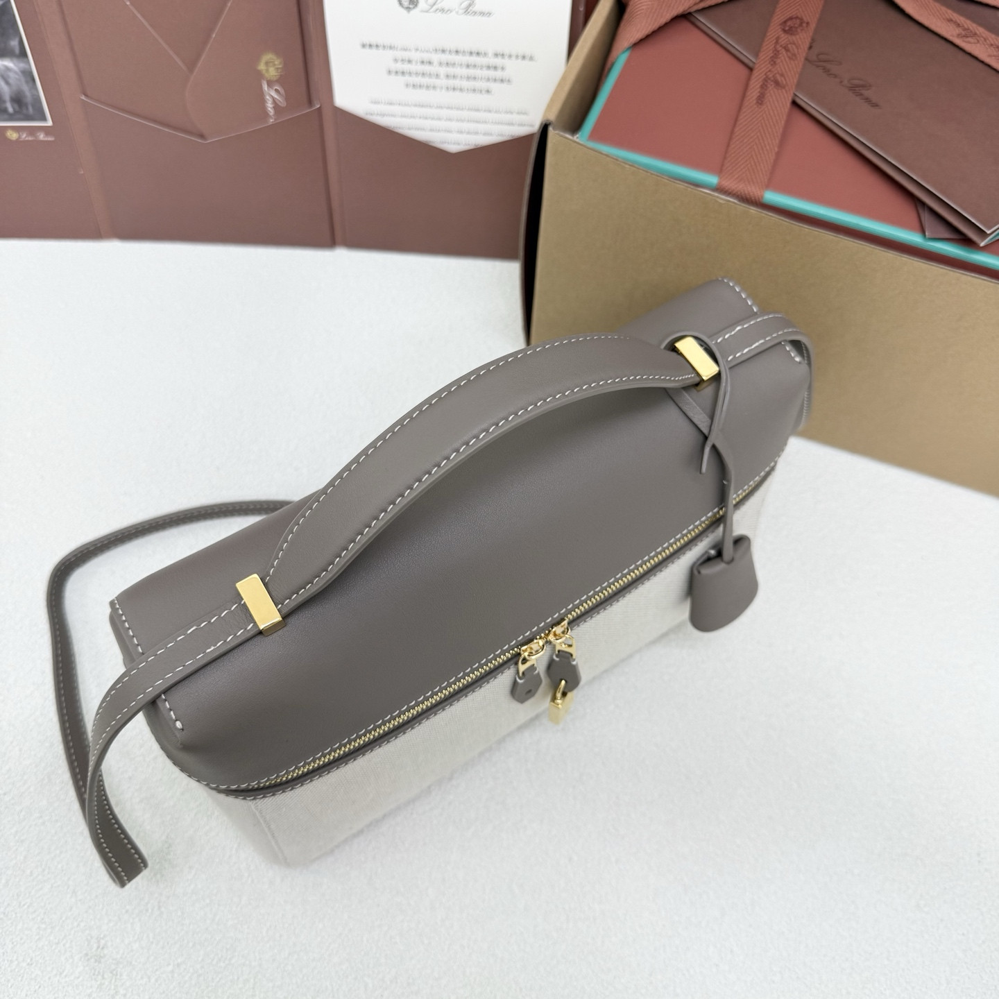 Loro Piana Extra Pocket L27 16x27x10cm