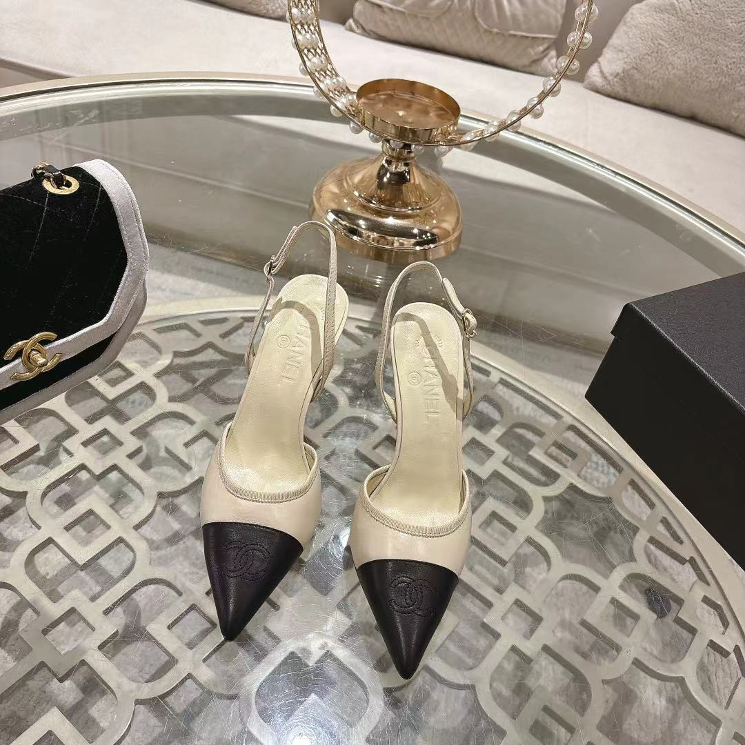 ua Ch**el slingbacks