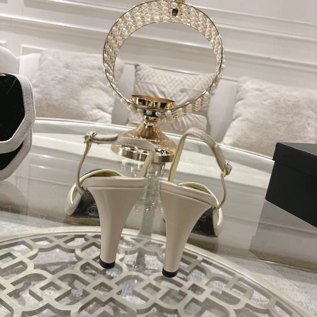 ua Ch**el slingbacks
