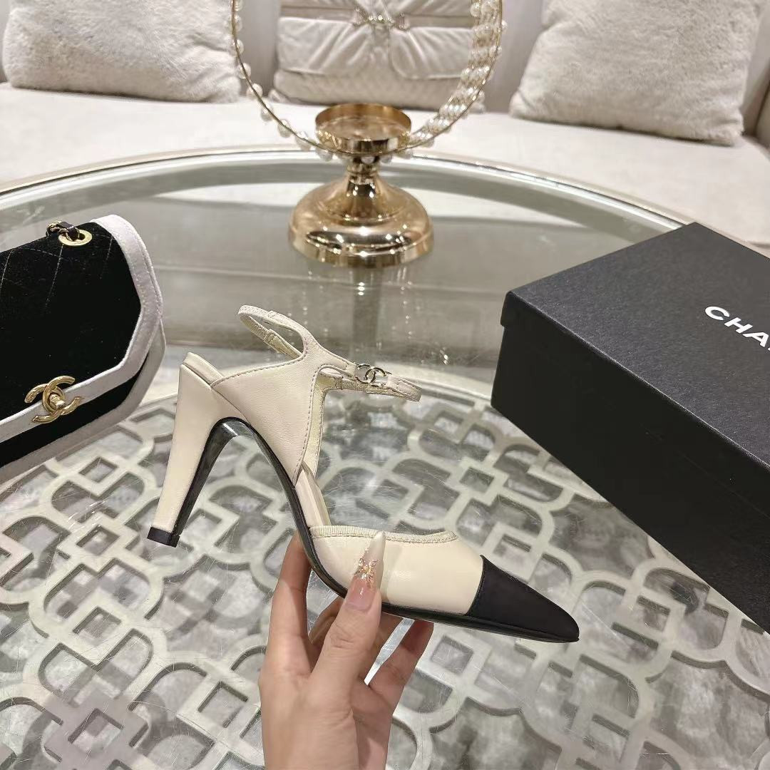ua Ch**el slingbacks