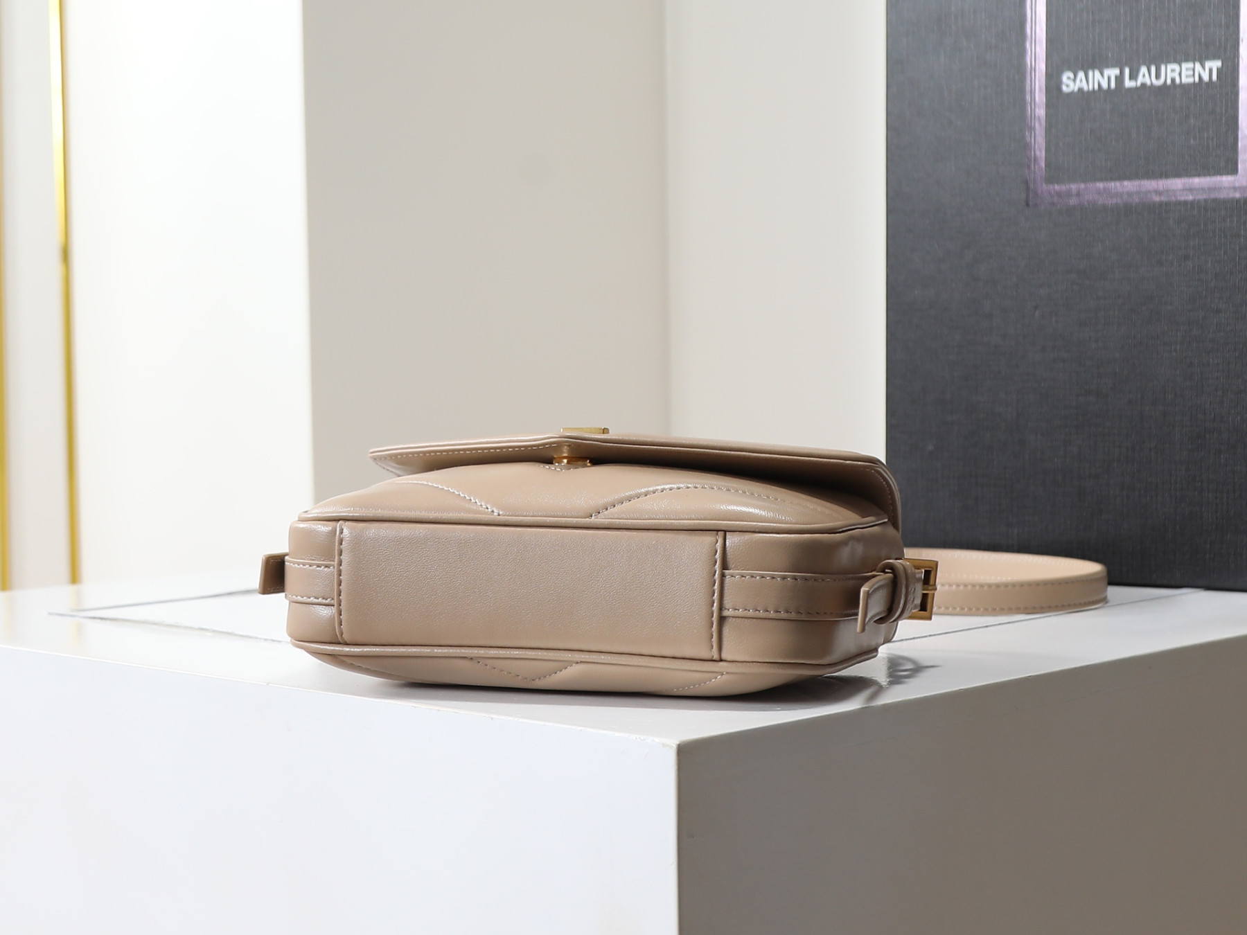 YSL LOULOU toy crossbody in MATELASSÉ lambskin 21x14x5cm
