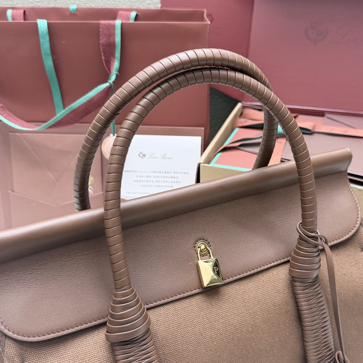 Loro Piana Loom Bag L32 33 x 23 x 18 cm