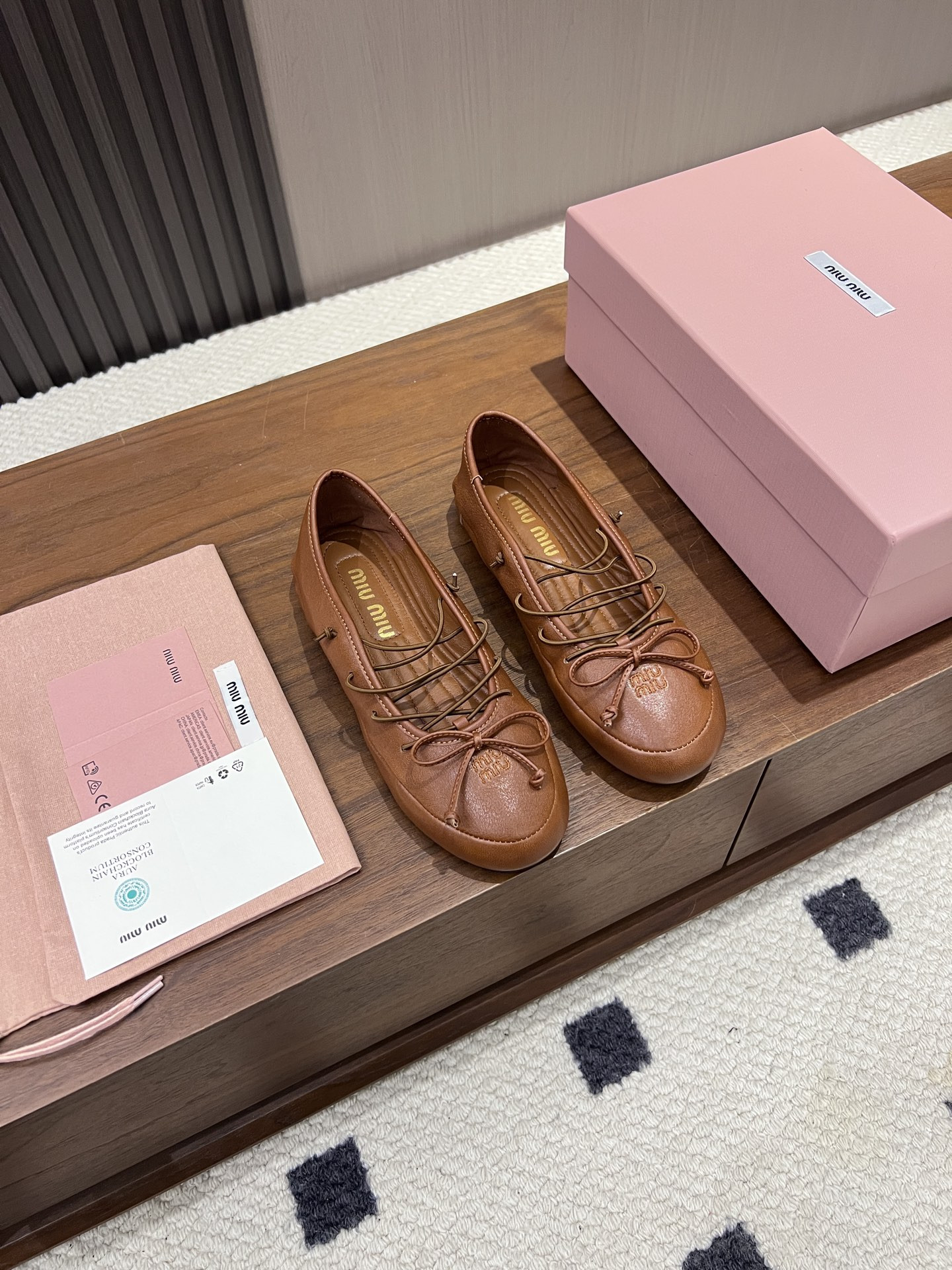 ua M1v M1v nappa leather ballerinas