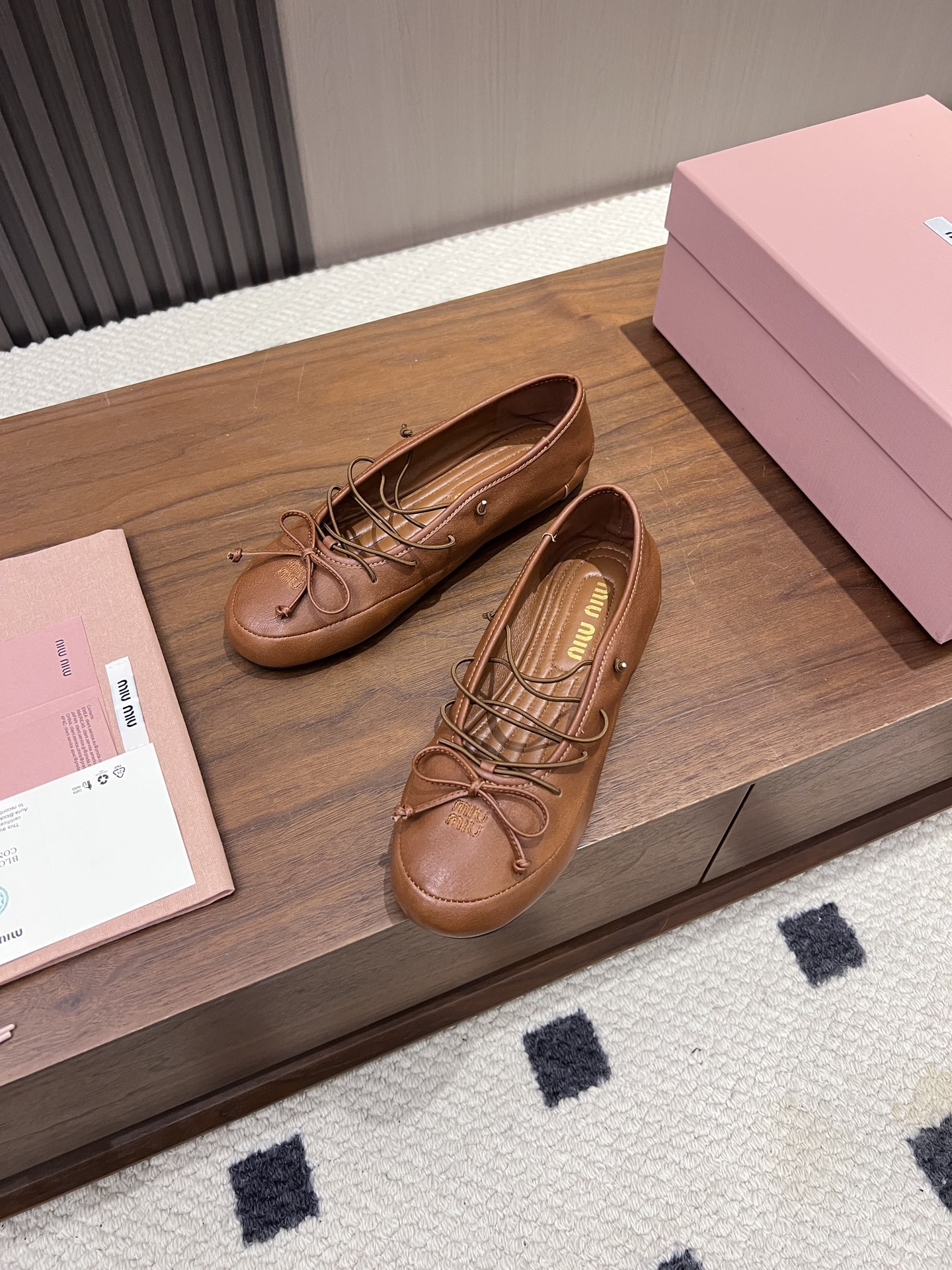 ua M1v M1v nappa leather ballerinas